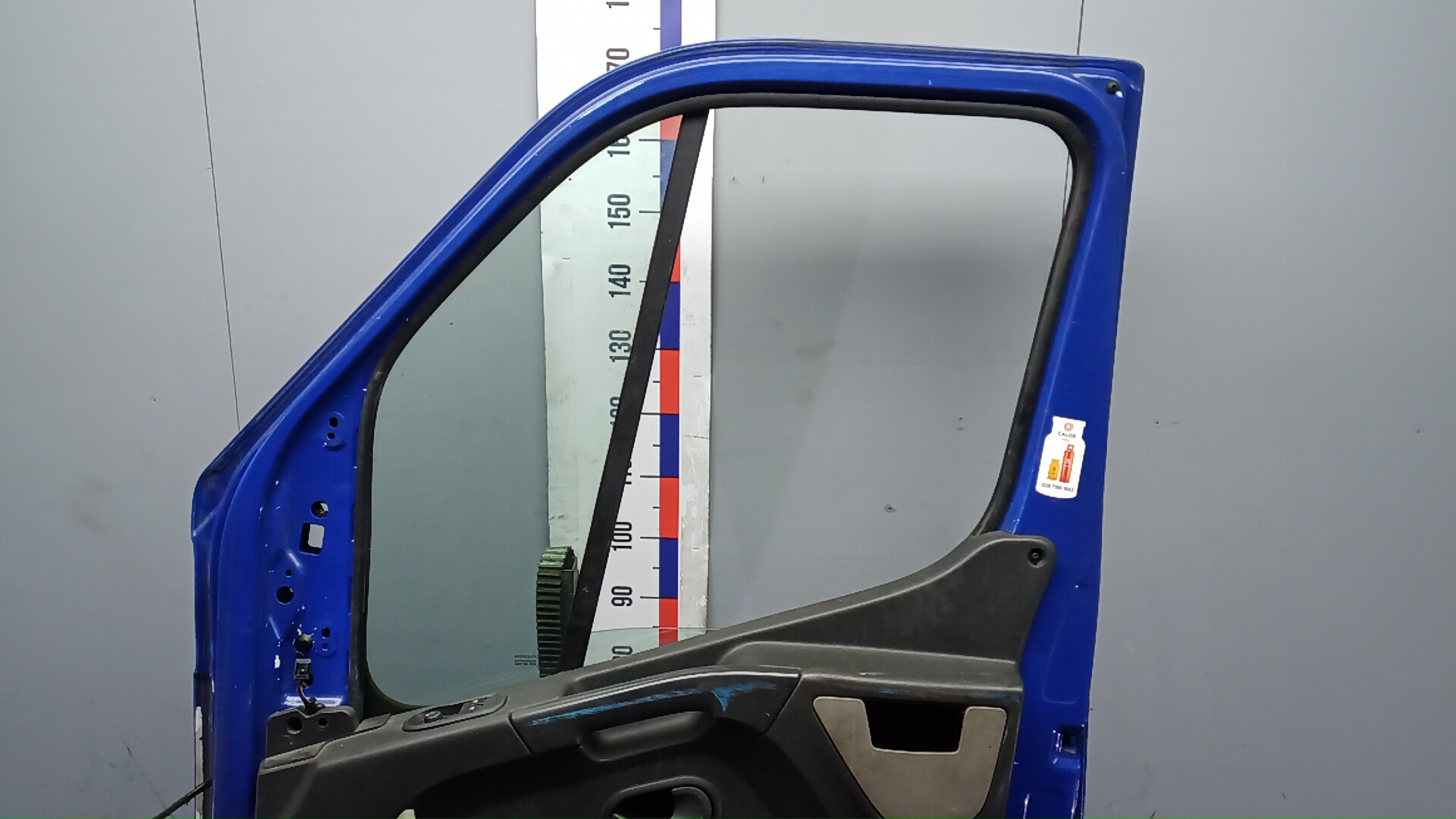 Дверь передняя правая