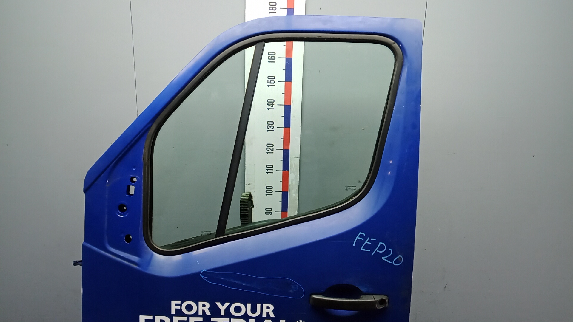 Дверь передняя левая