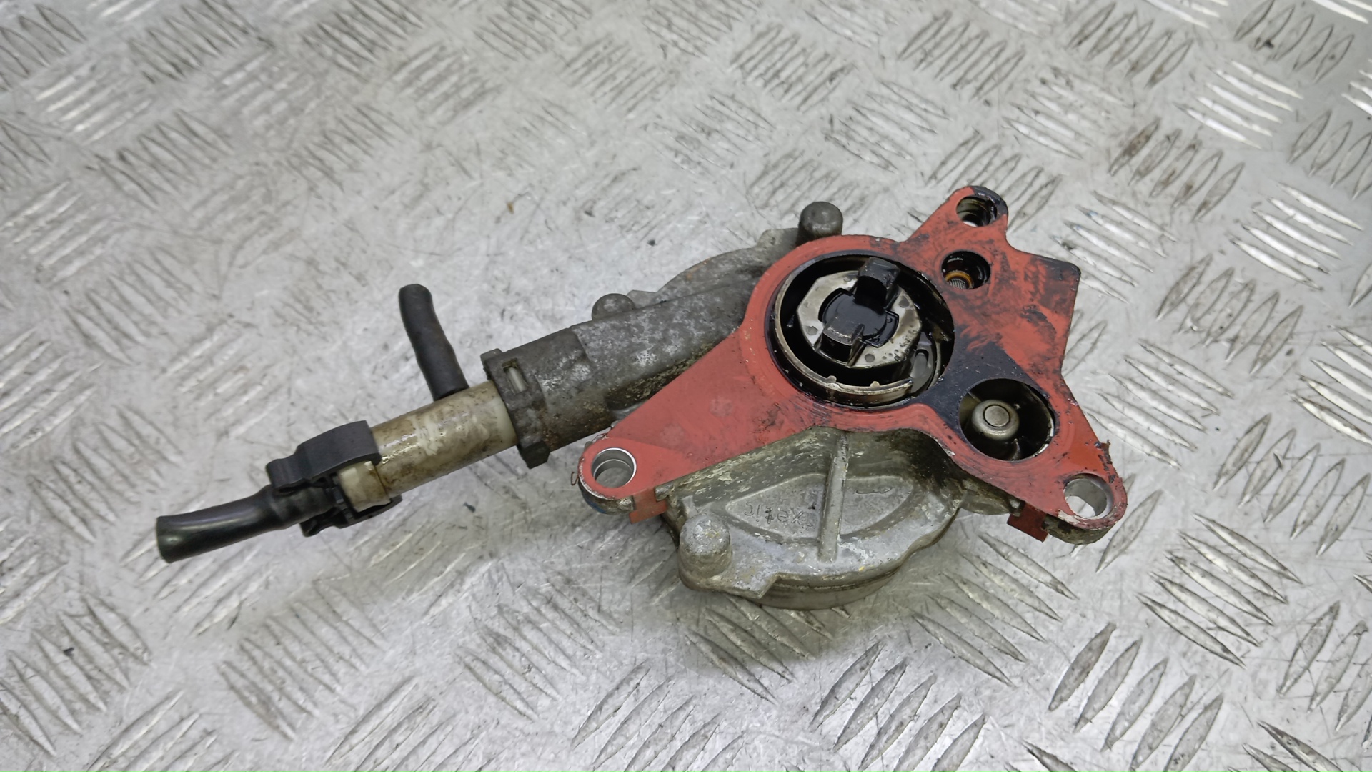 Насос вакуумный