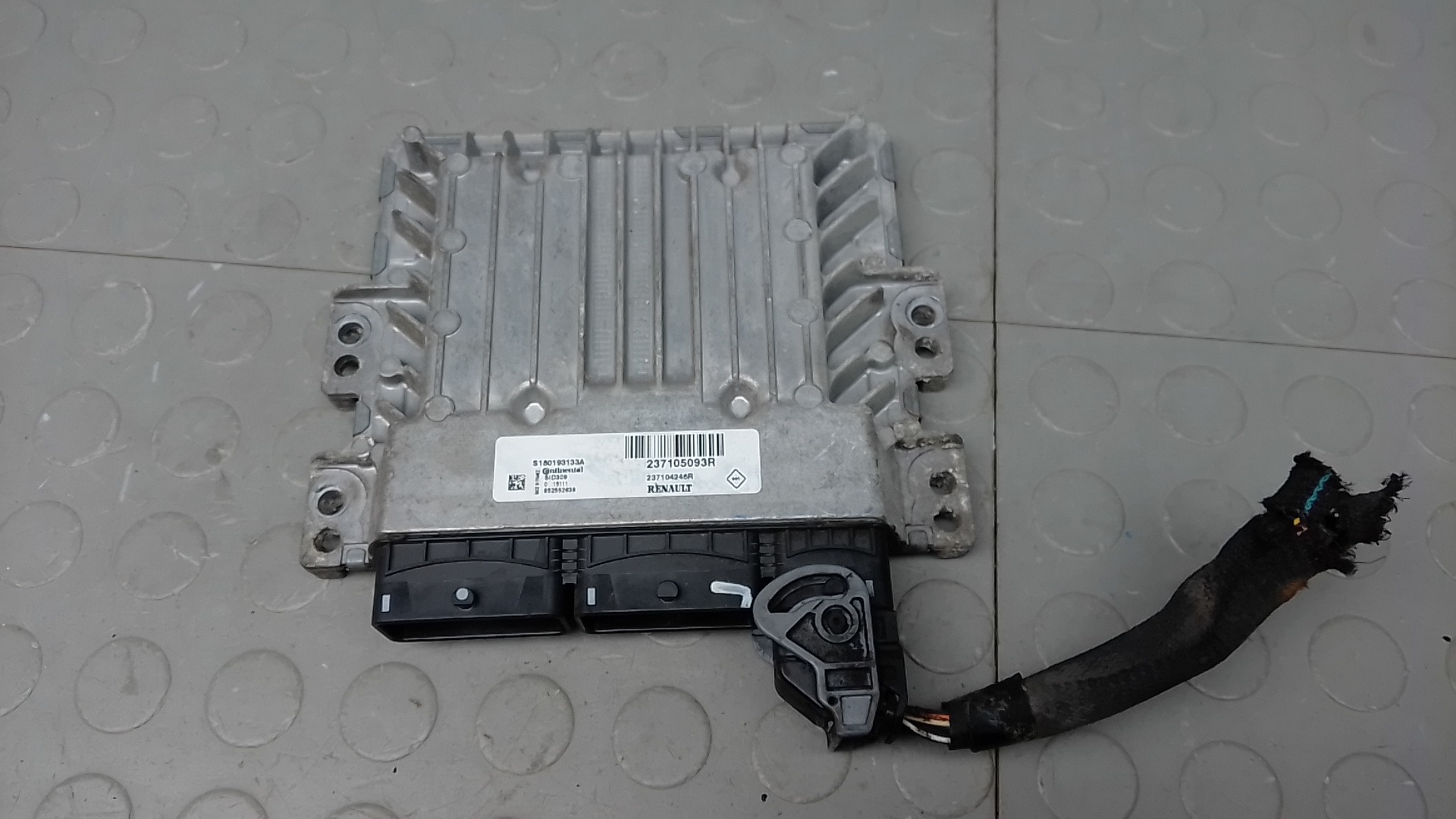 Блок управления двигателем