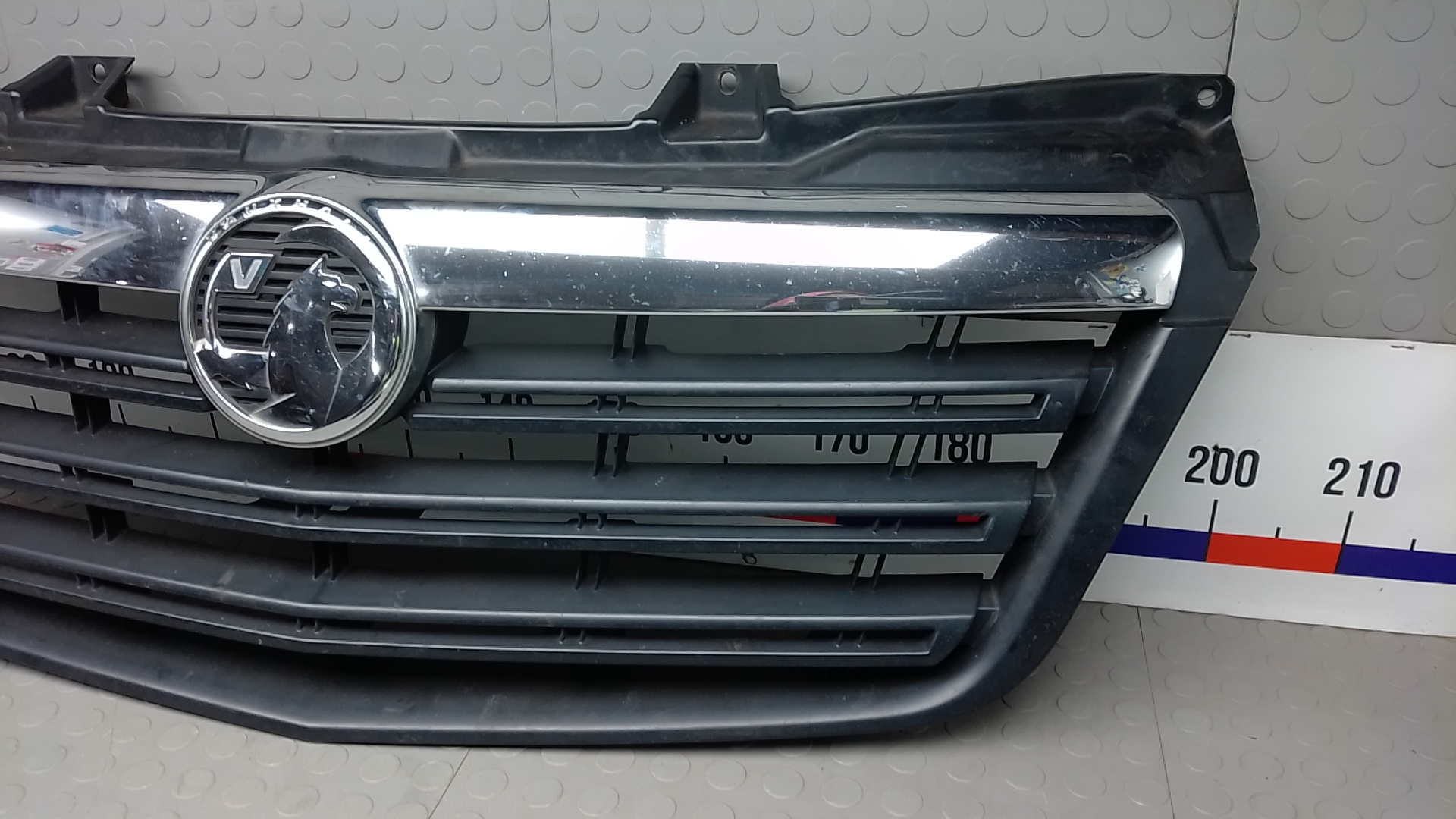 Решетка радиатора