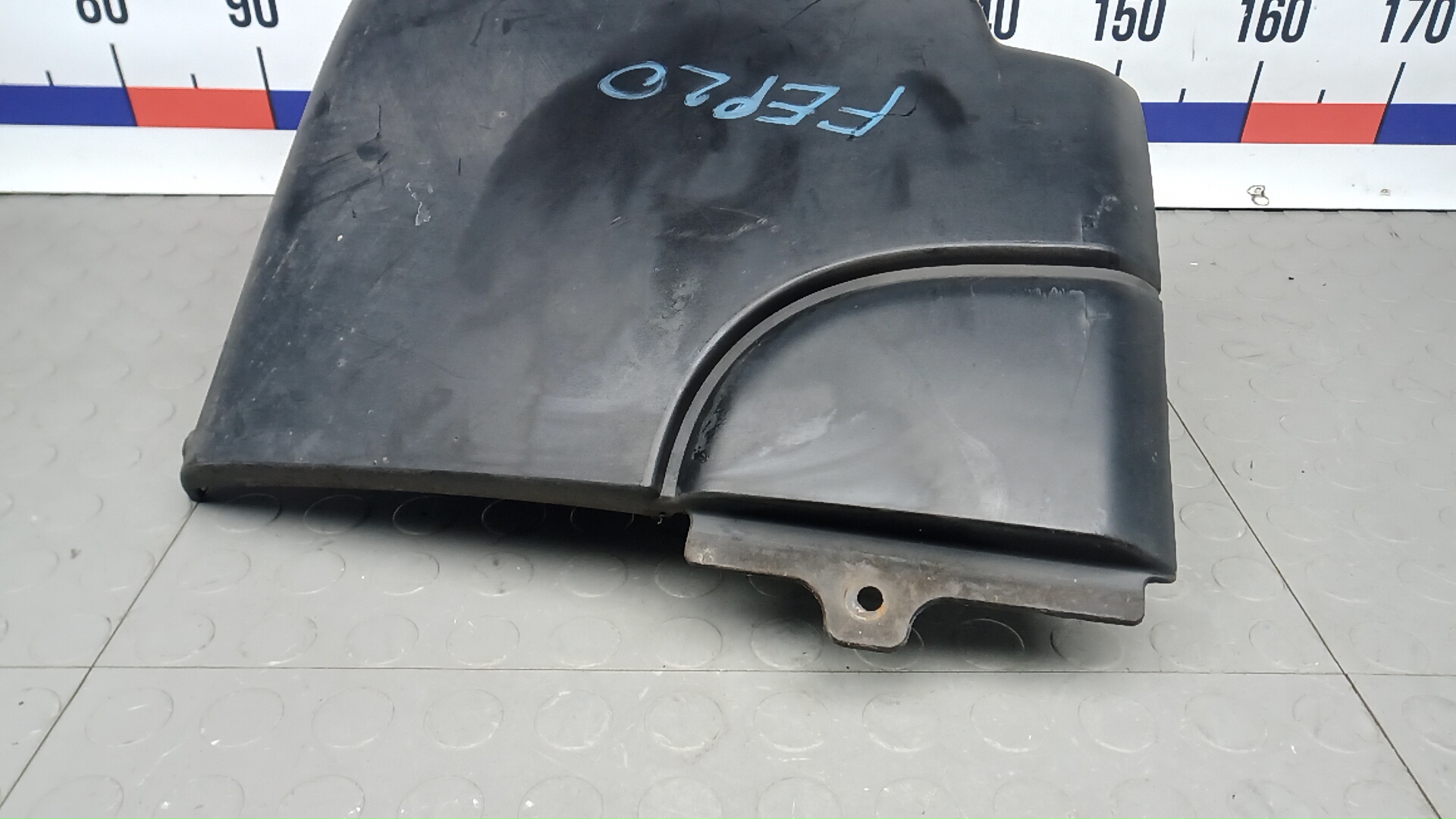 Накладка заднего бампера правая