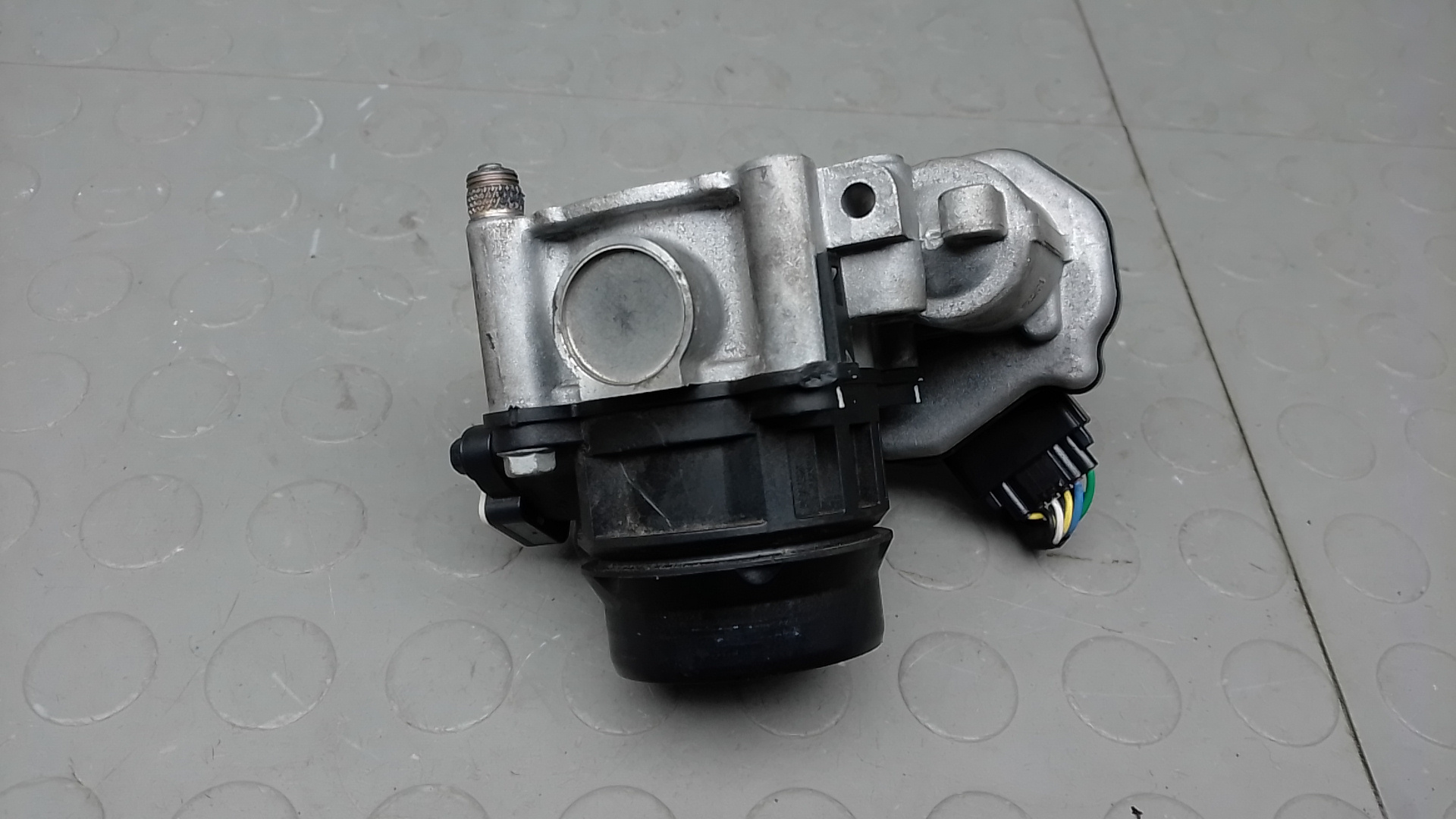 Заслонка дроссельная электрическая