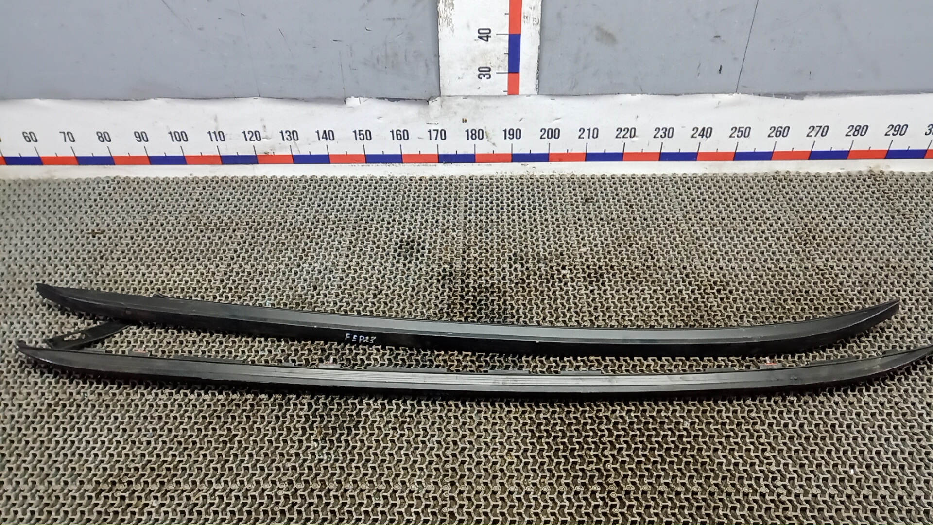 Рейлинги (релинг) к-кт (планки на крышу)