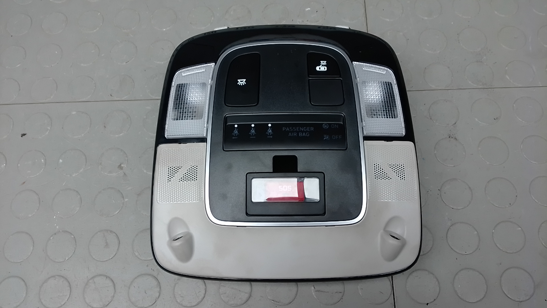 Плафон салонный