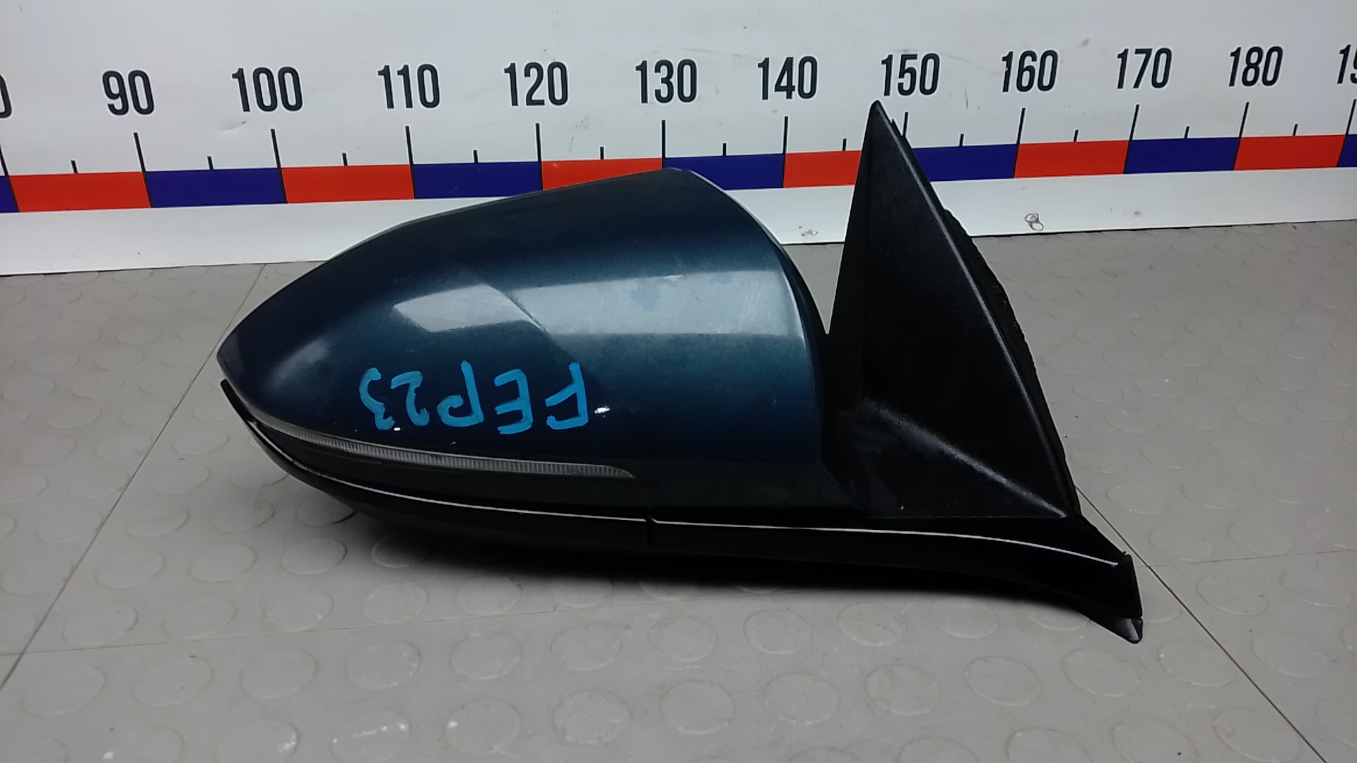 Зеркало правое электрическое