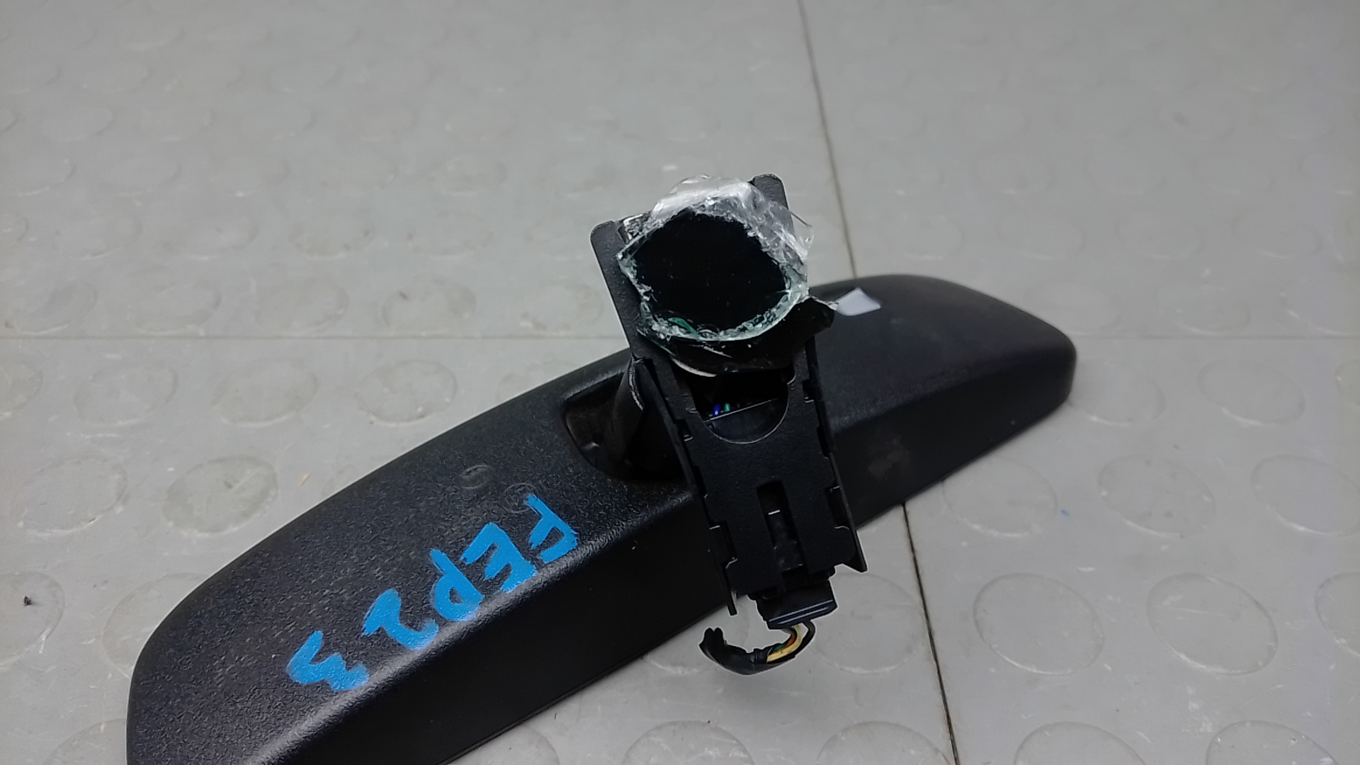 Зеркало заднего вида