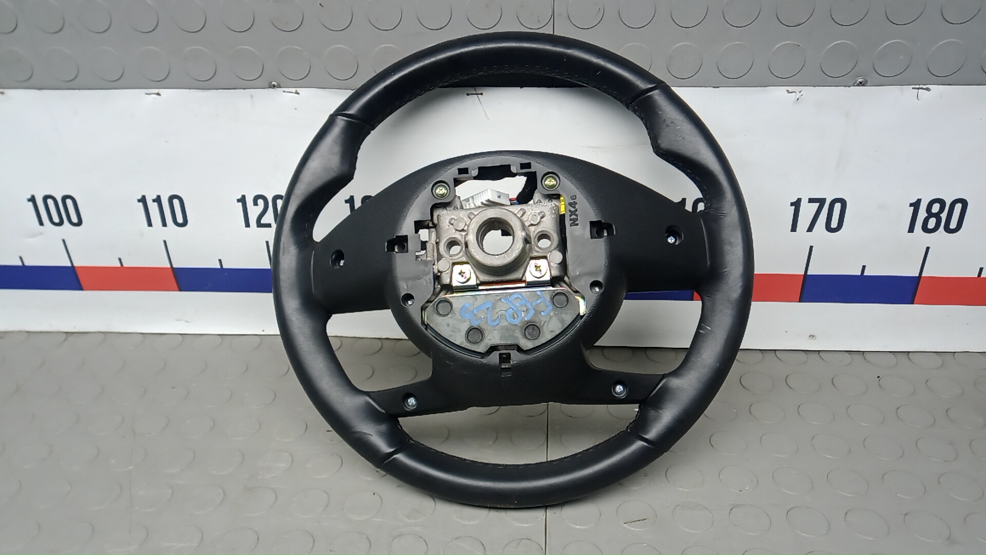 Рулевое колесо (руль)