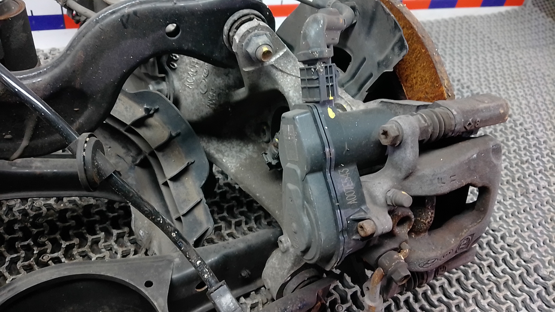 Балка задняя