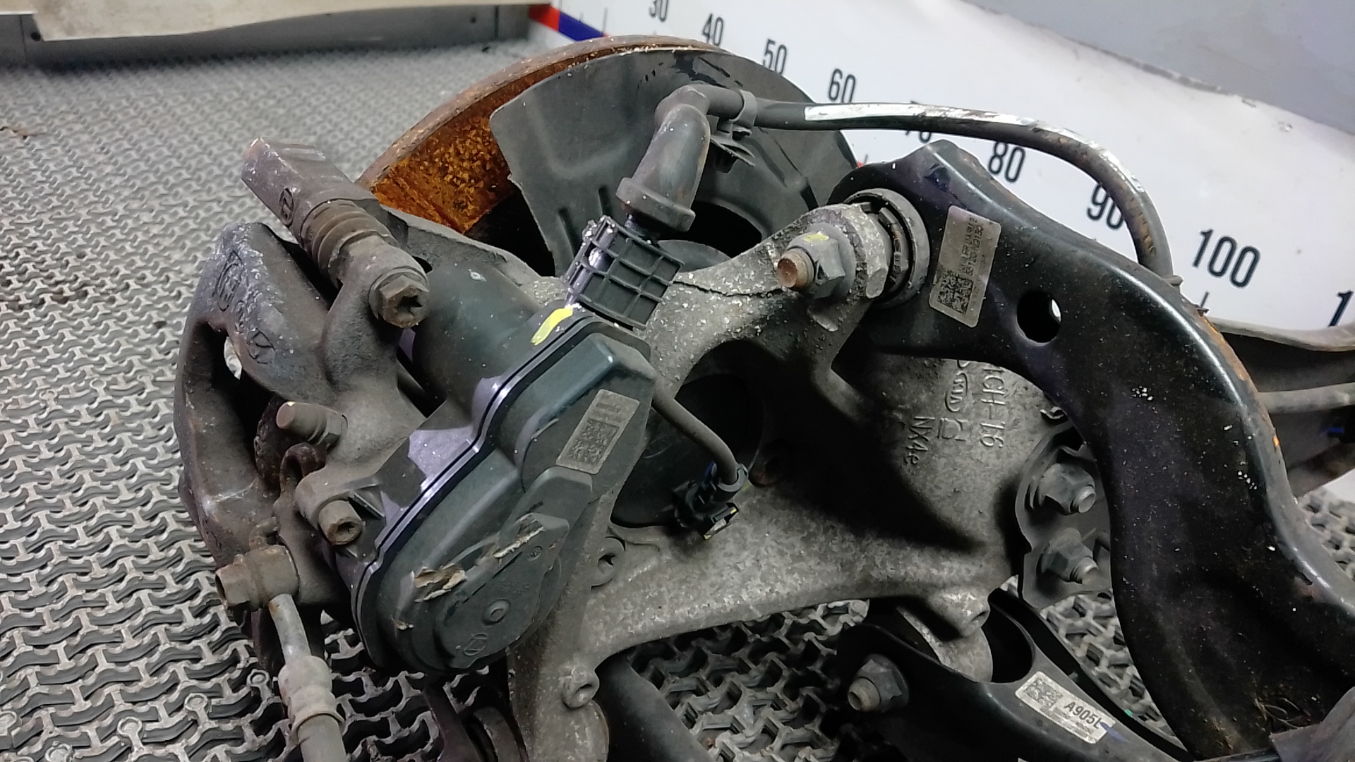 Балка задняя