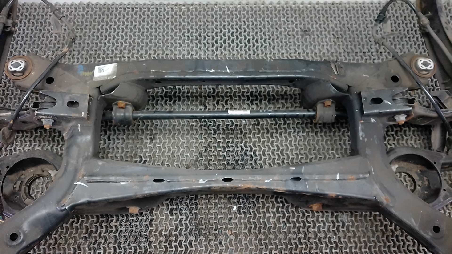 Балка задняя