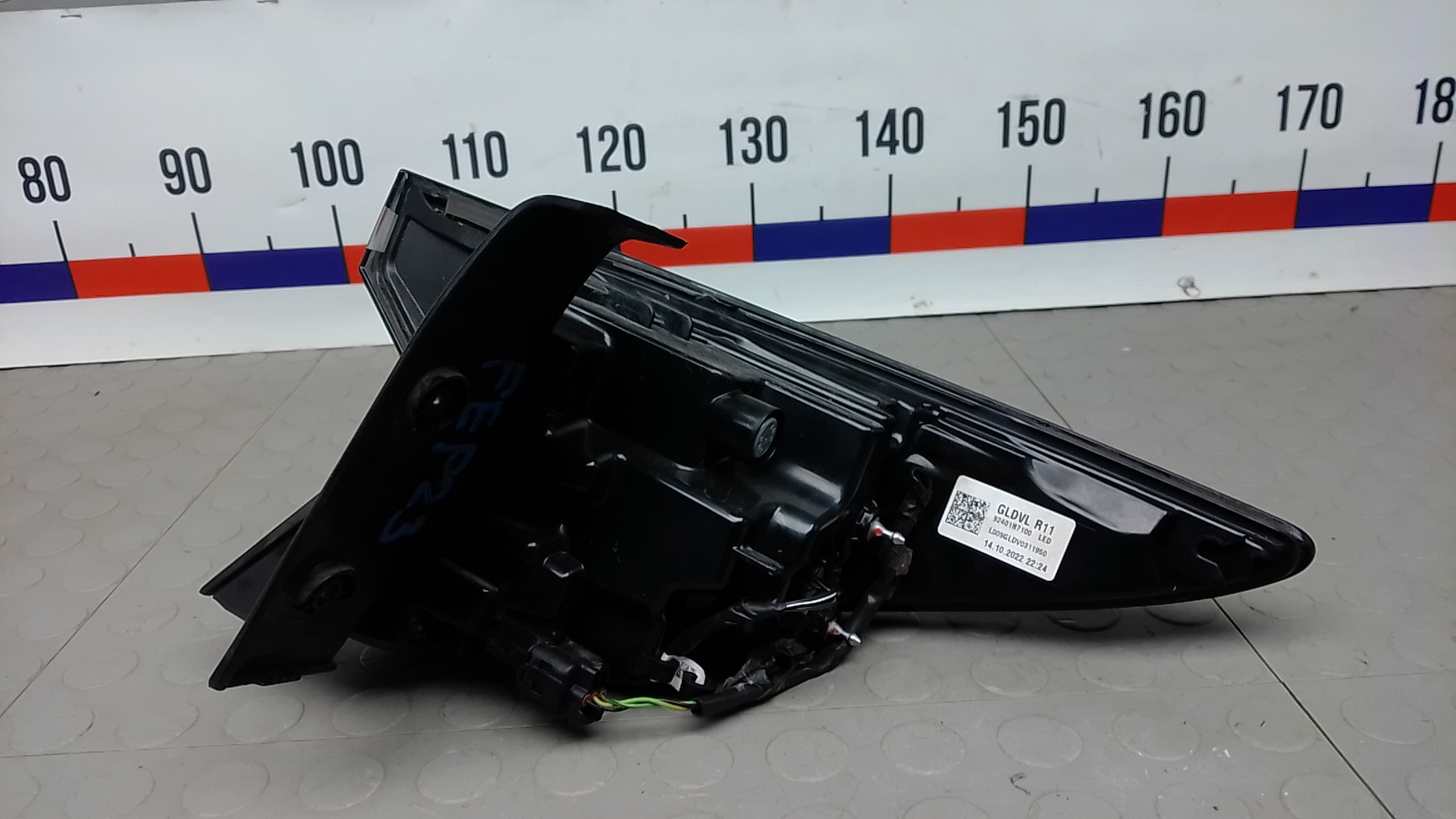 Фонарь задний левый