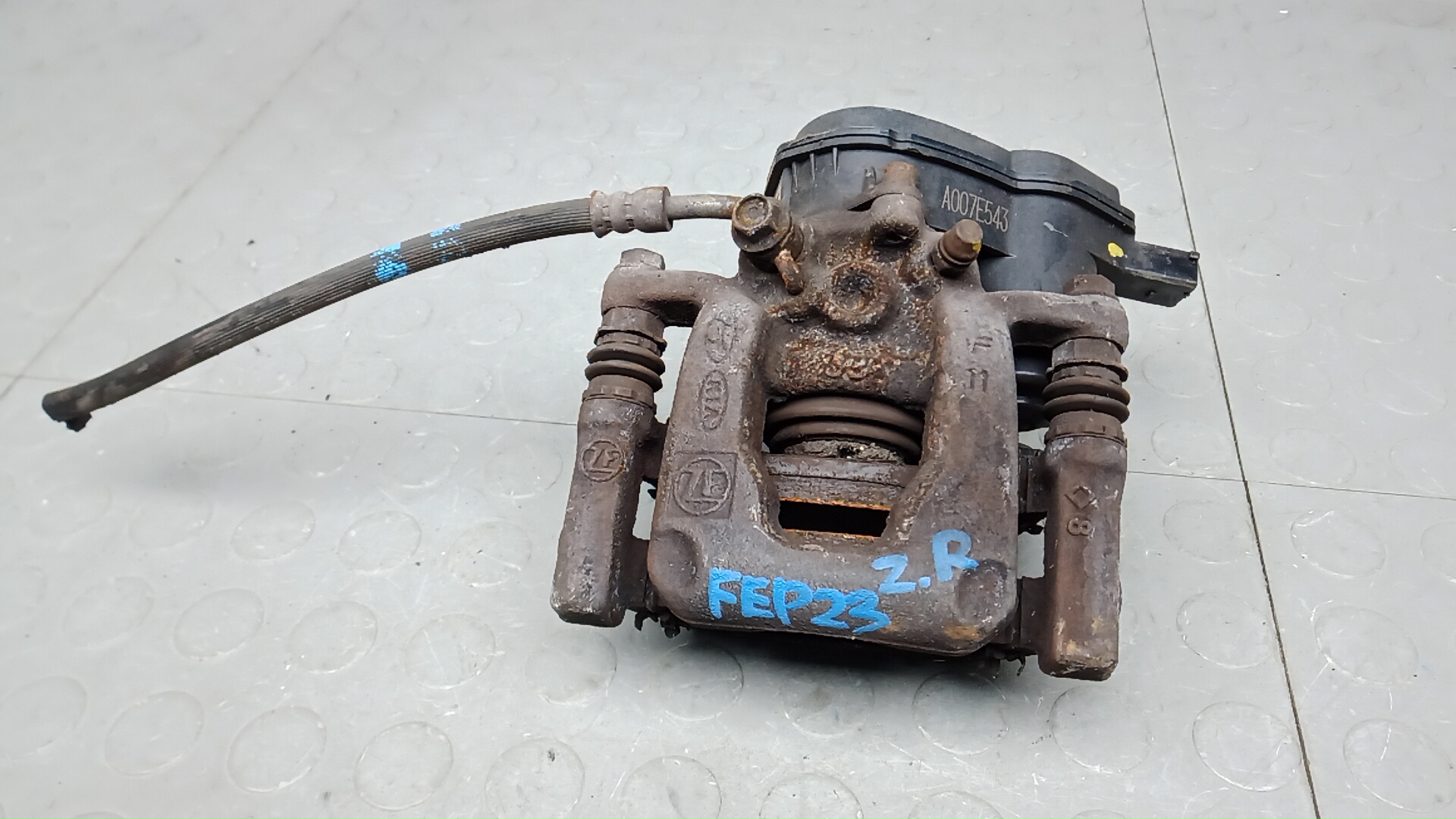 Суппорт задний правый