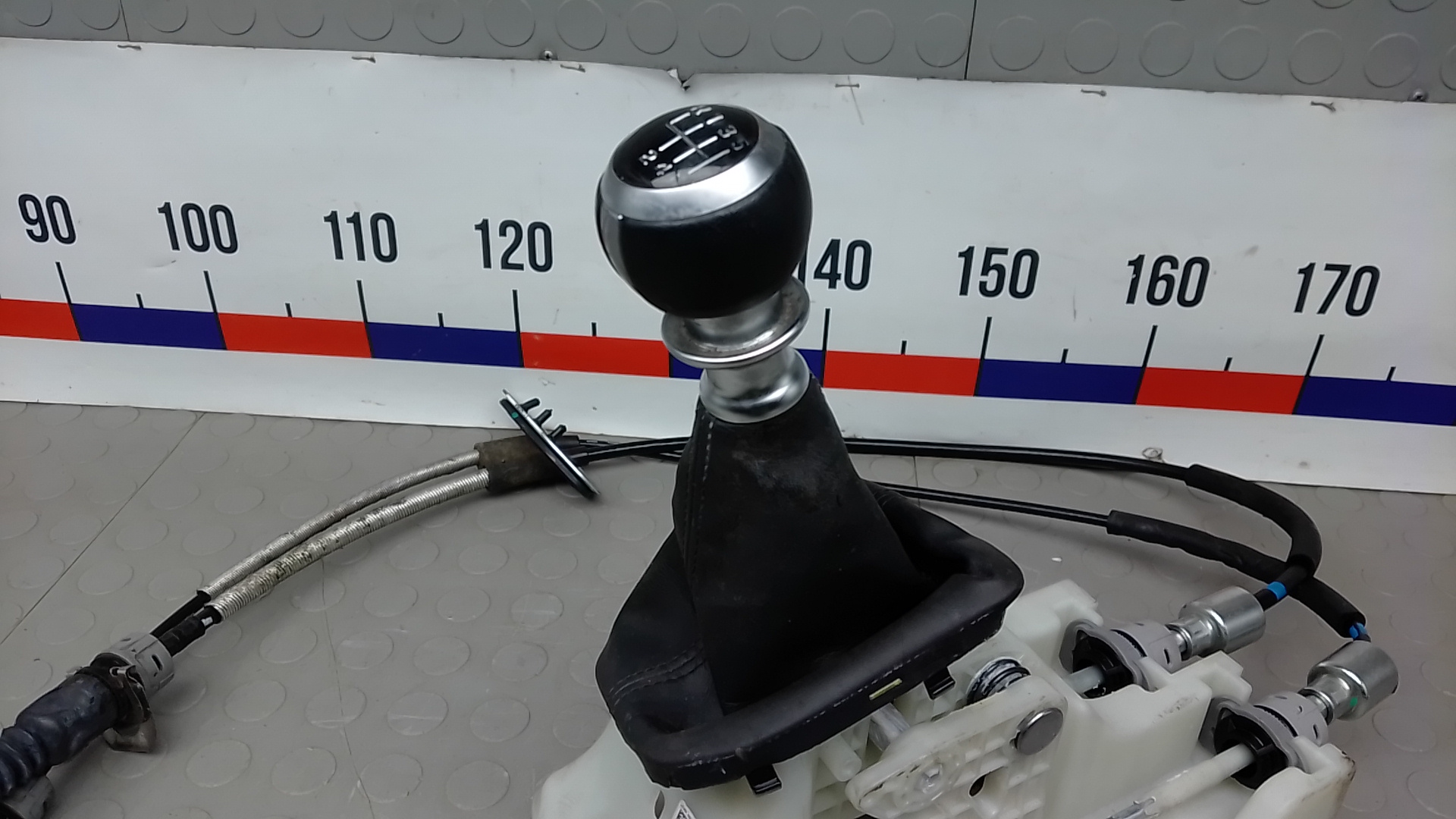 Кулиса МКПП / АКПП