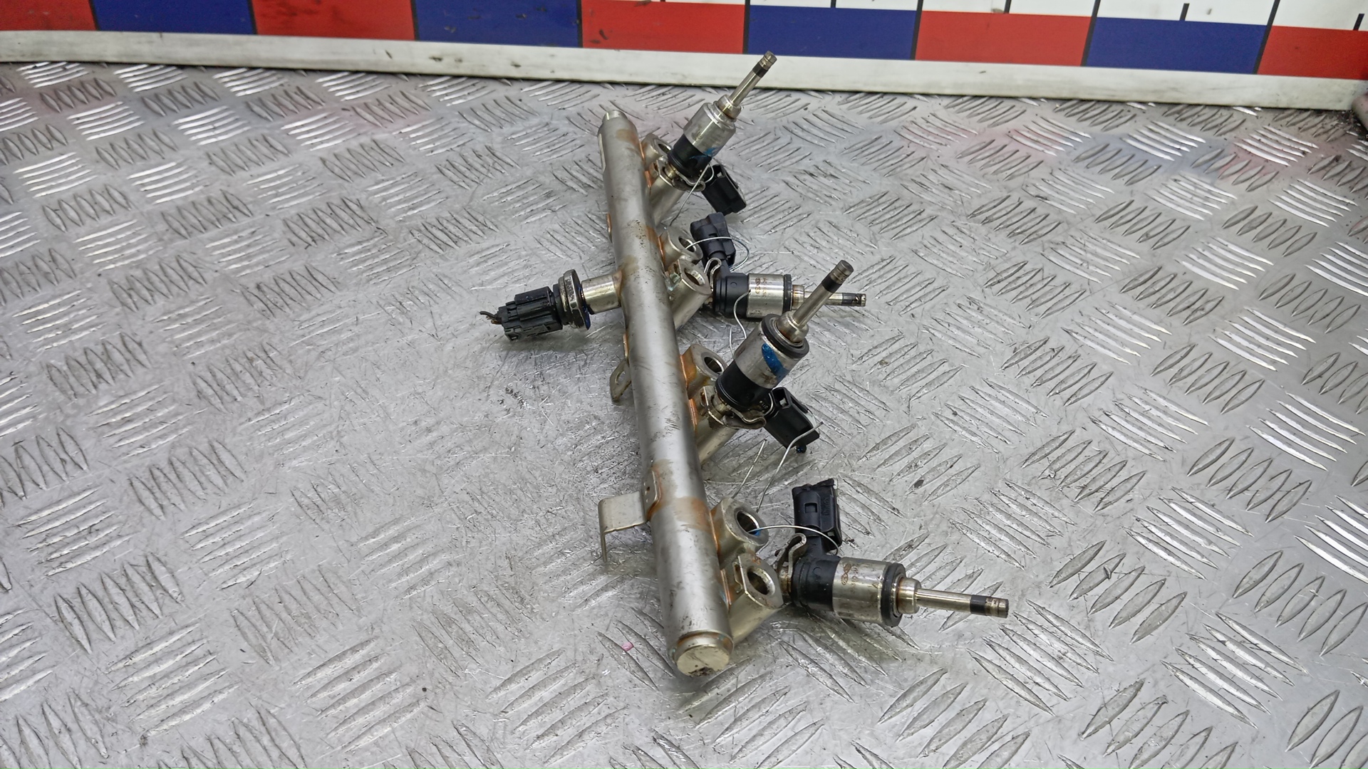 Рейка топливная (рампа)