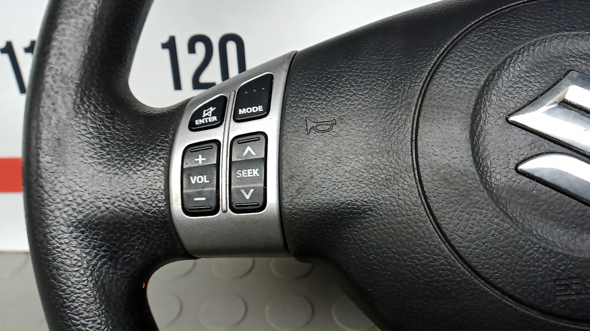 Рулевое колесо (руль)