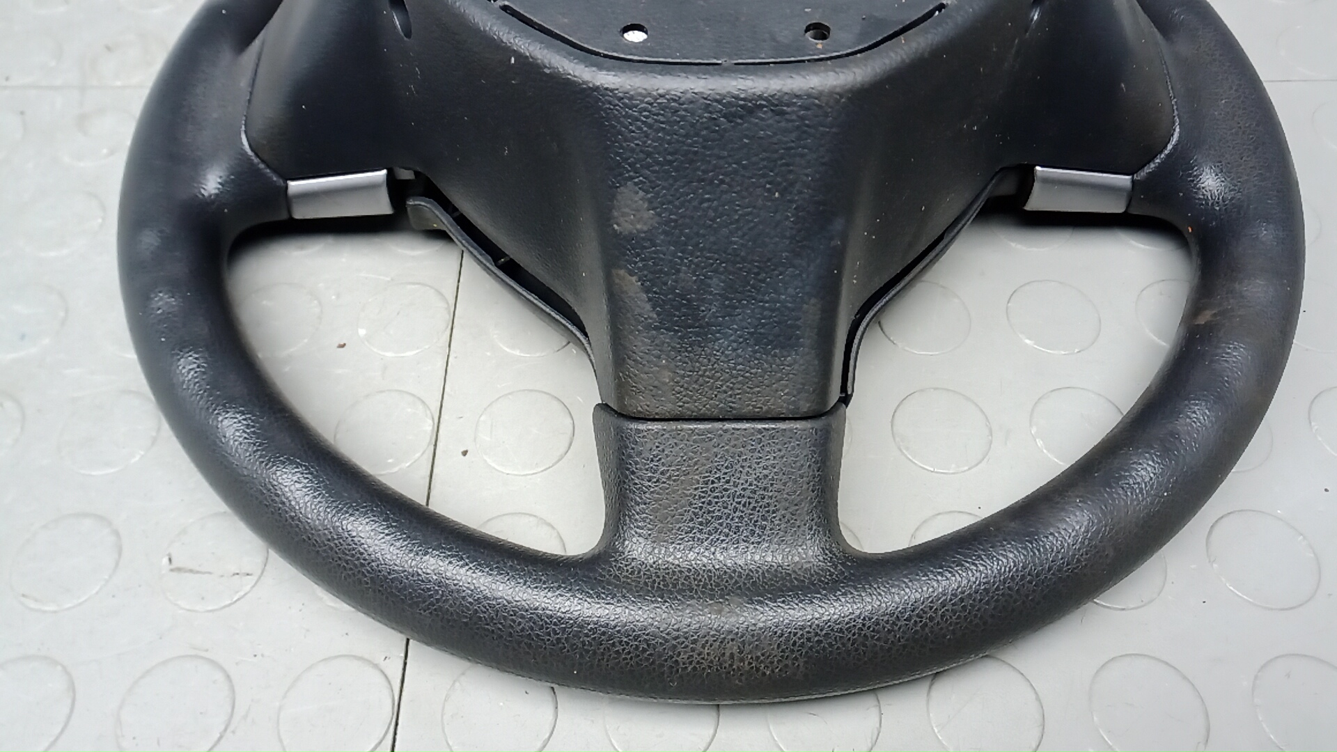 Рулевое колесо (руль)