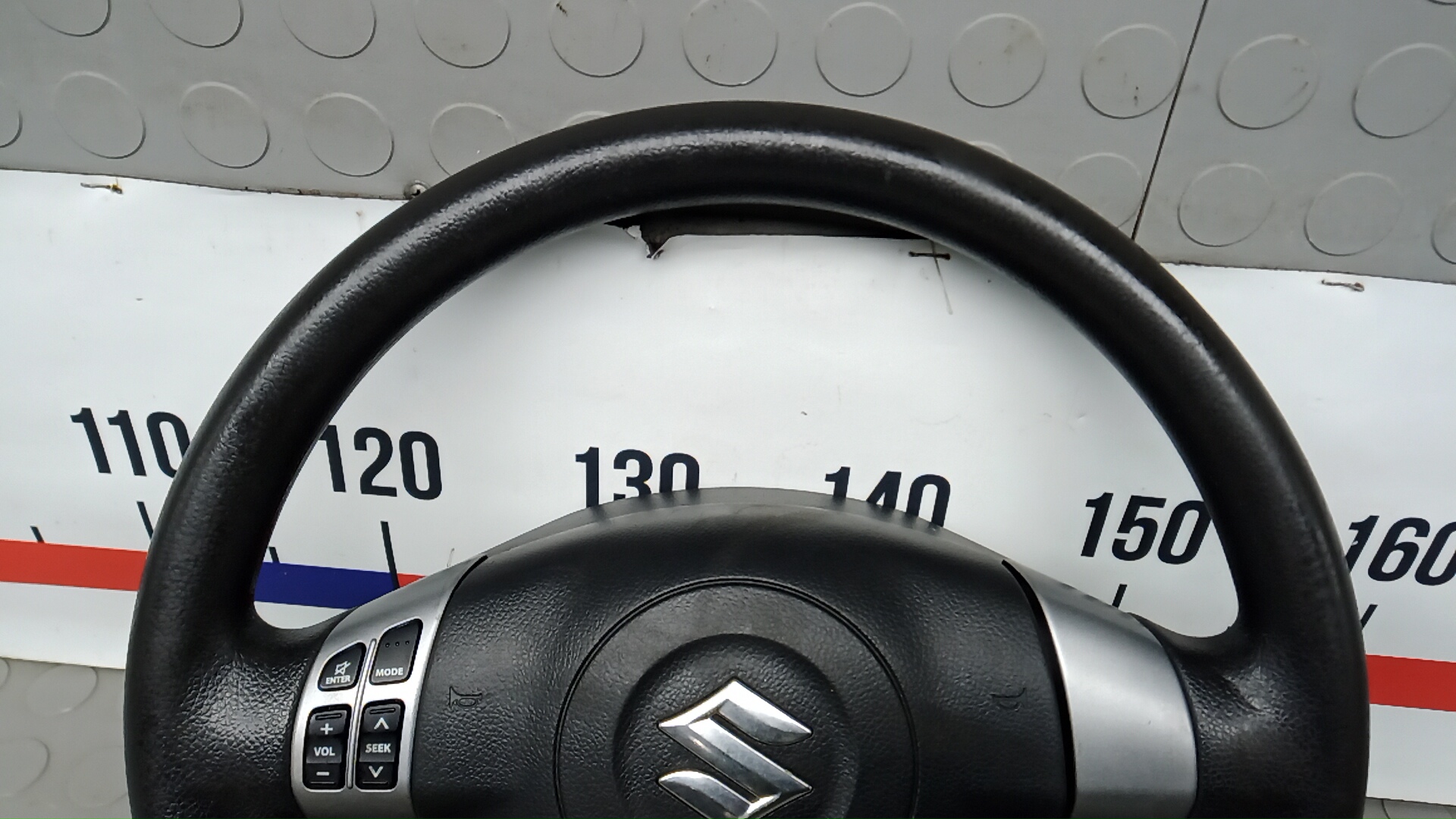 Рулевое колесо (руль)