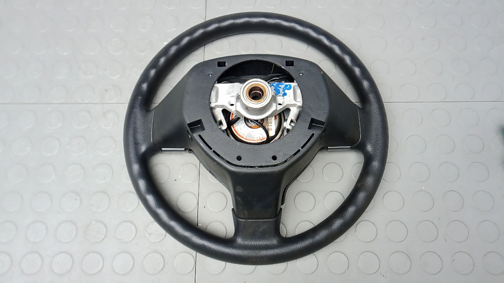 Рулевое колесо (руль)