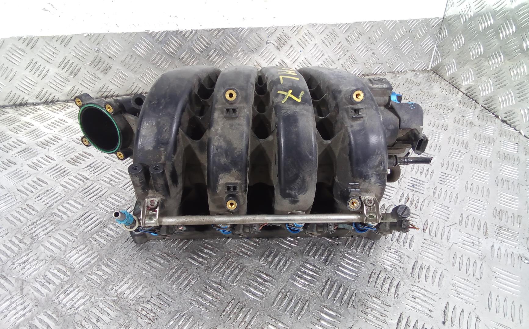 Коллектор впускной