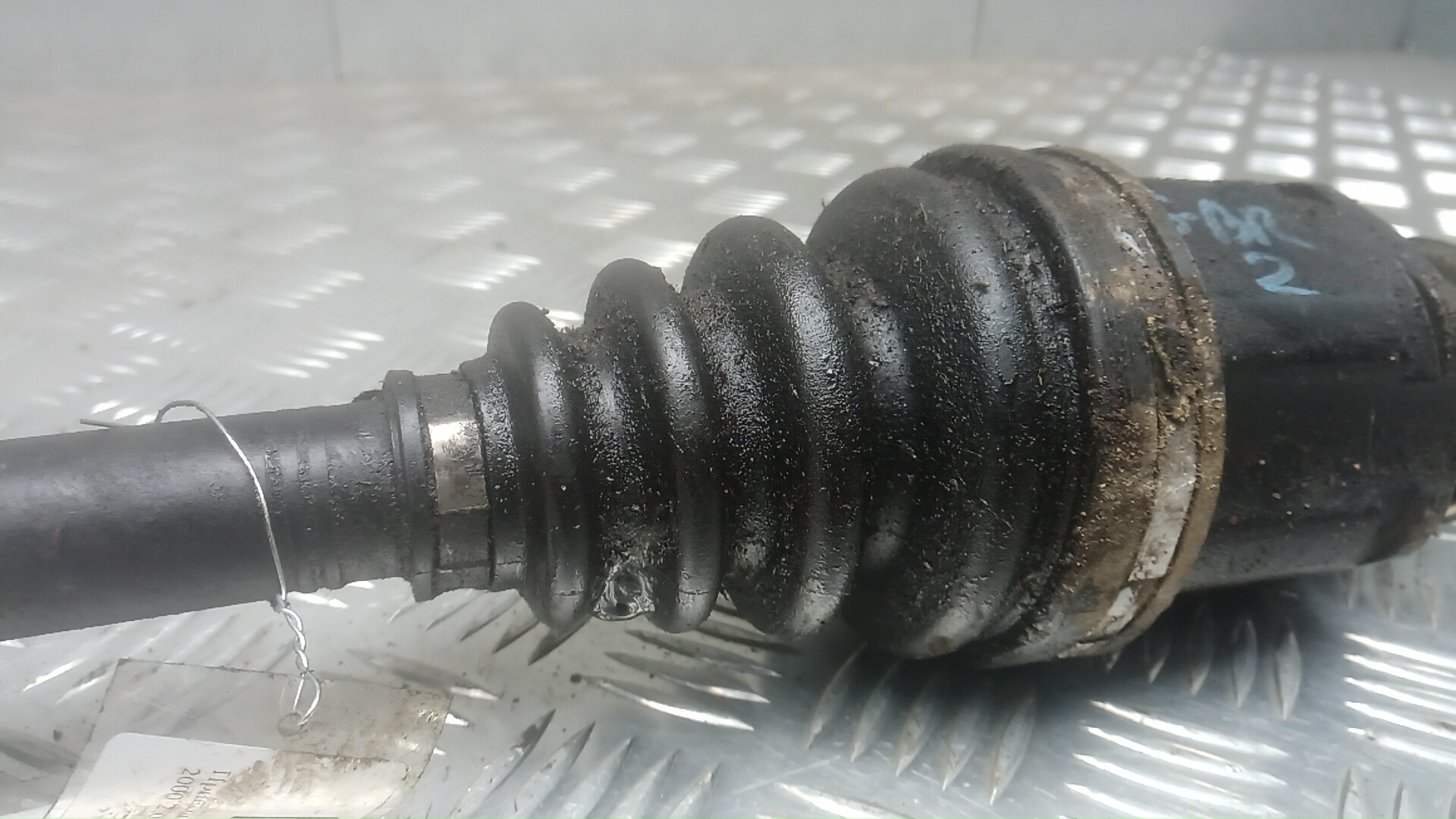 Полуось передняя правая