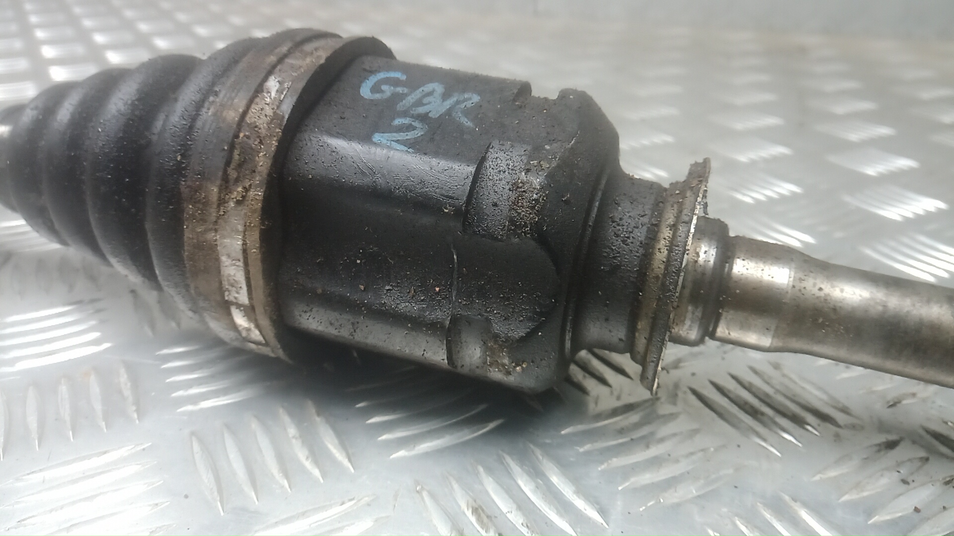 Полуось передняя правая