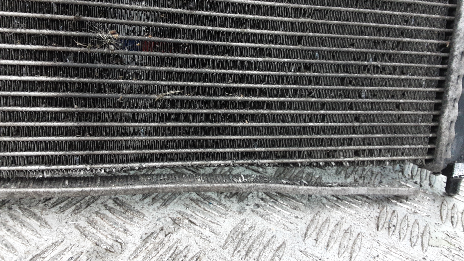 Радиатор охлаждения двигателя основной