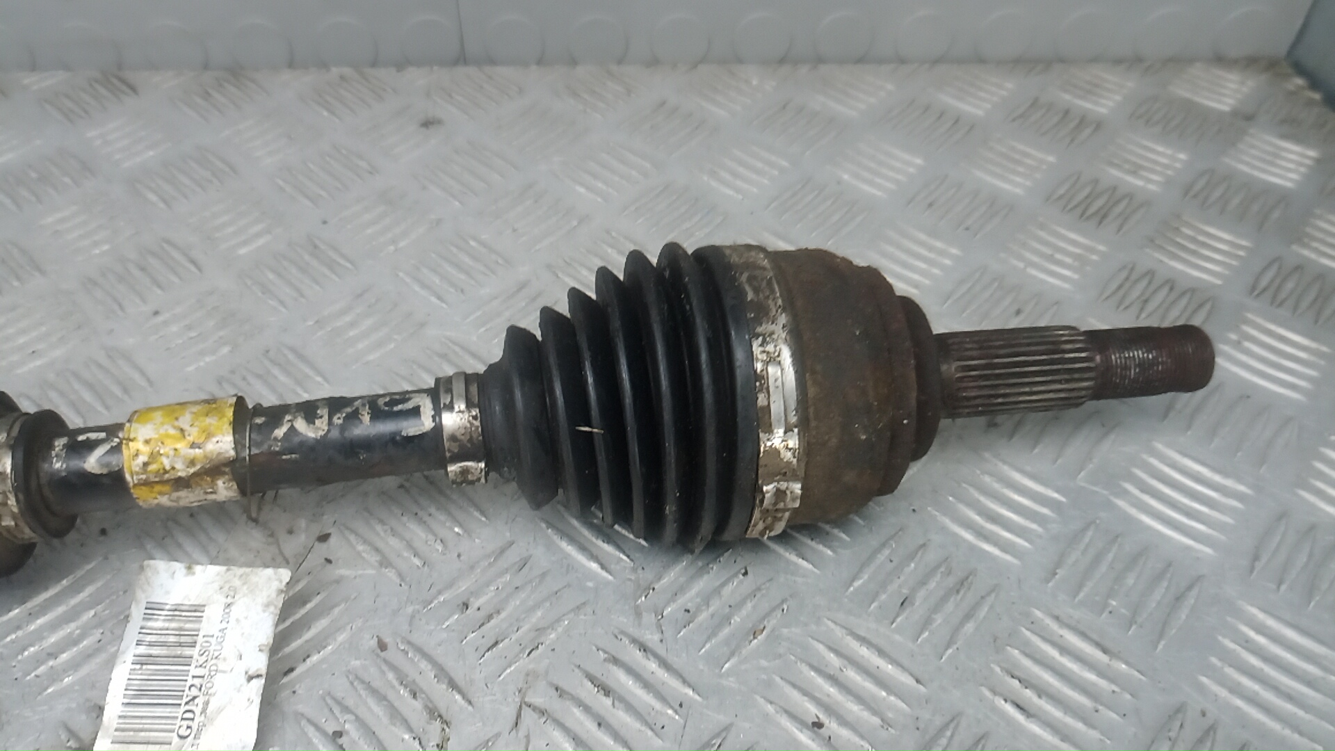 Полуось передняя левая