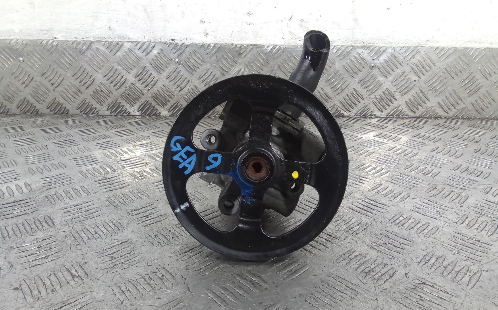 Насос ГУР (гидроусилитель руля)