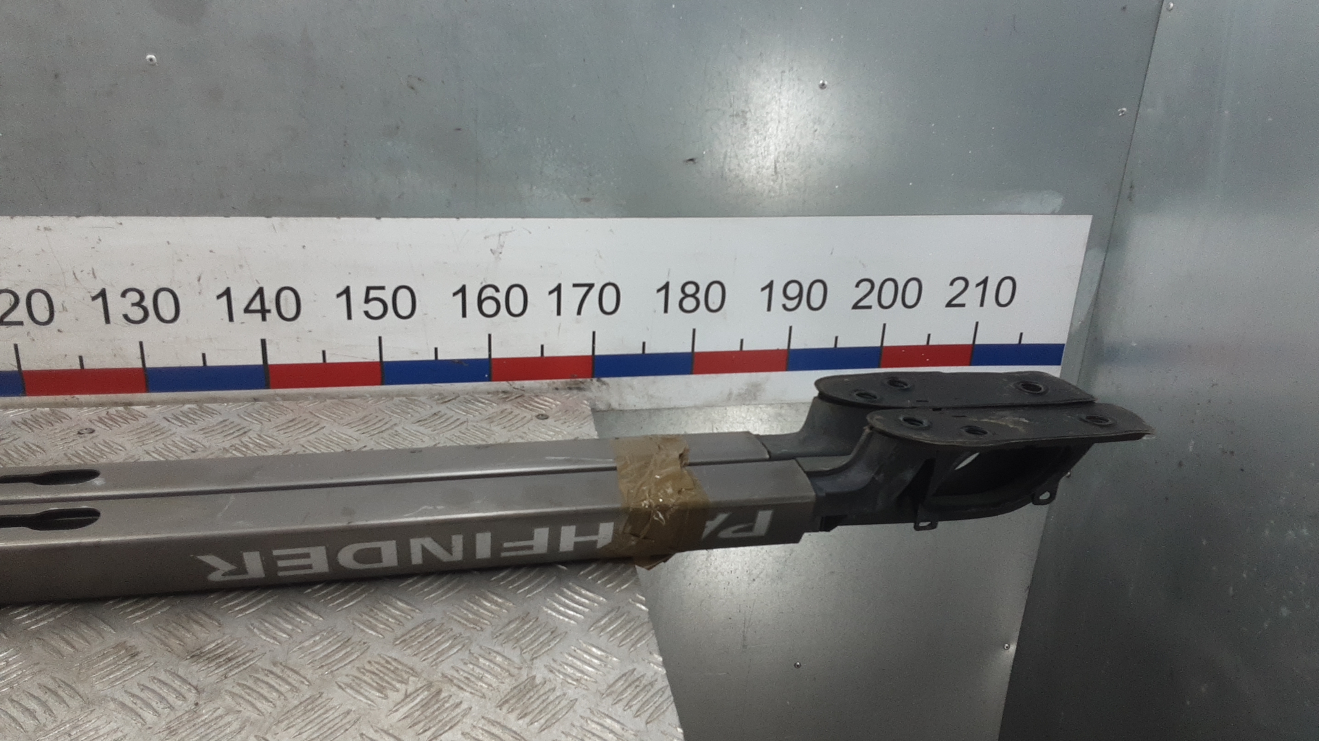 Рейлинги (релинг) к-кт (планки на крышу)