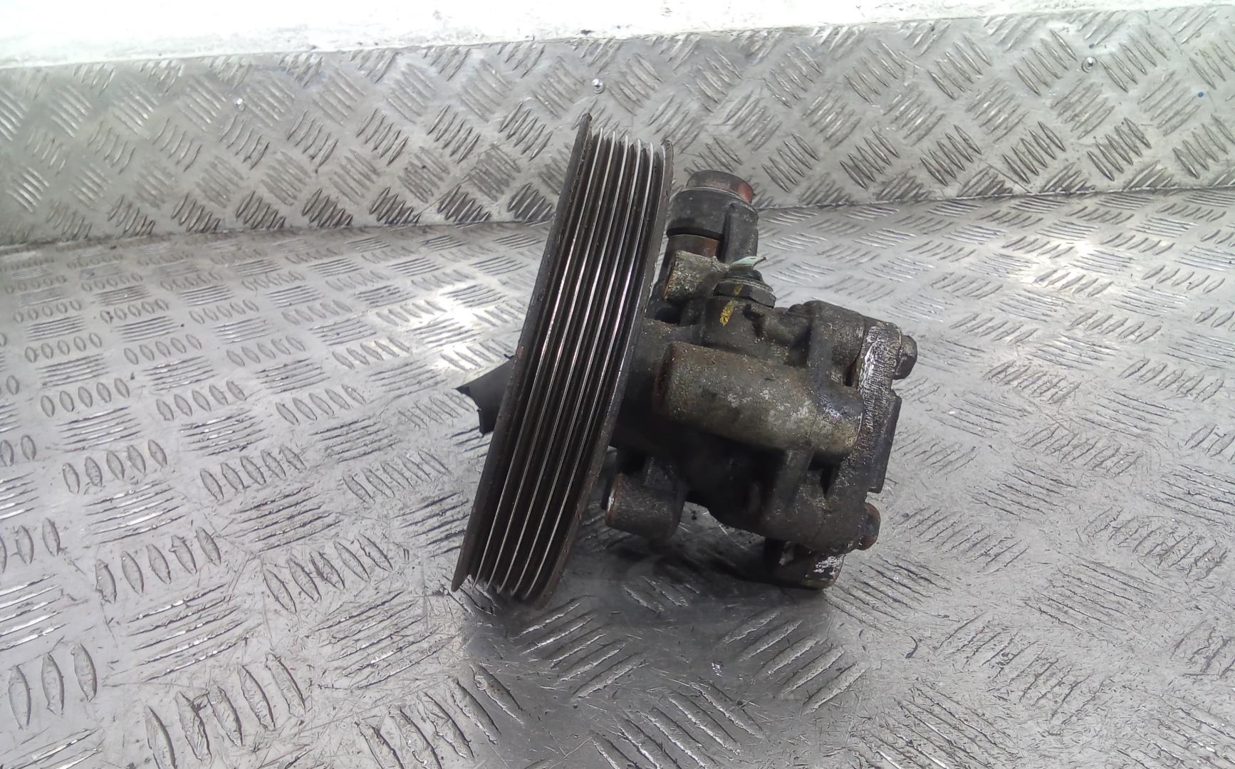 Насос ГУР (гидроусилитель руля)