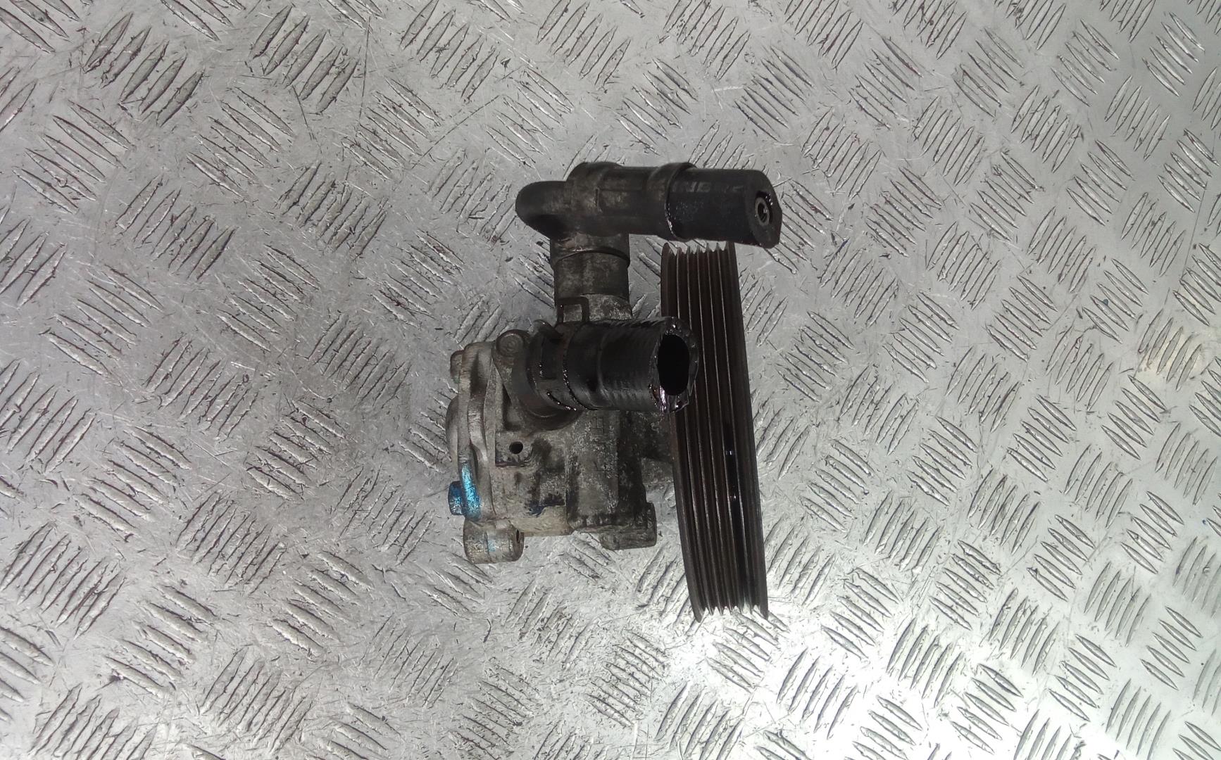 Насос ГУР (гидроусилитель руля)