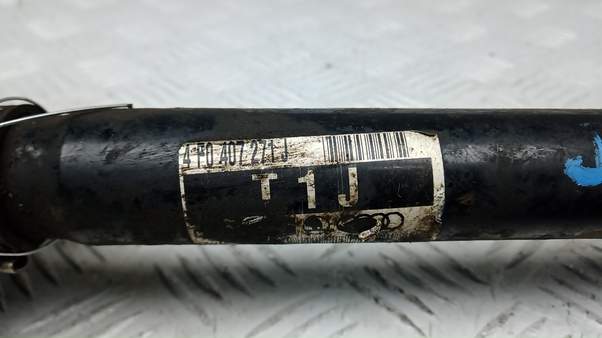 Полуось передняя правая