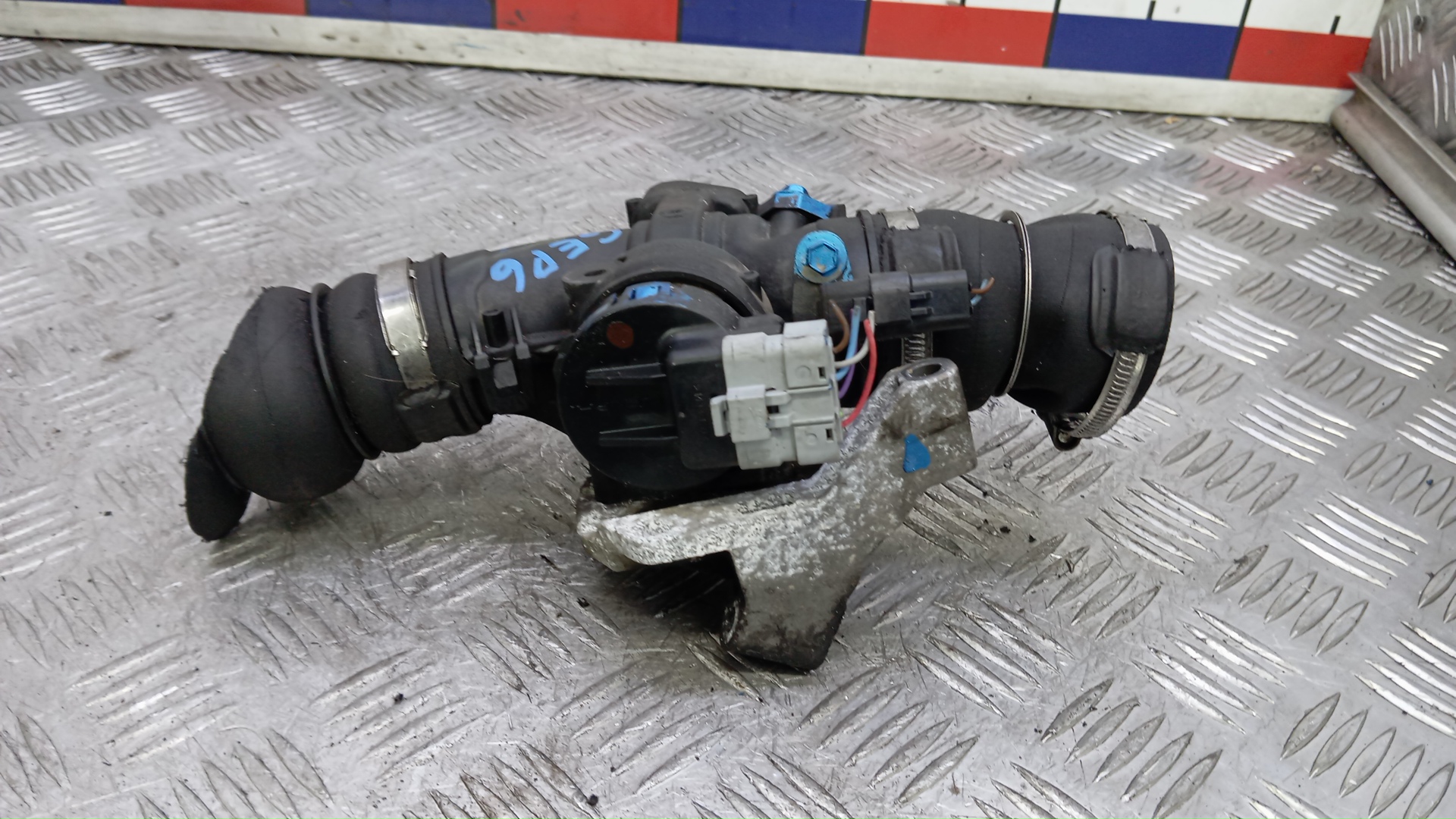 Заслонка дроссельная электрическая