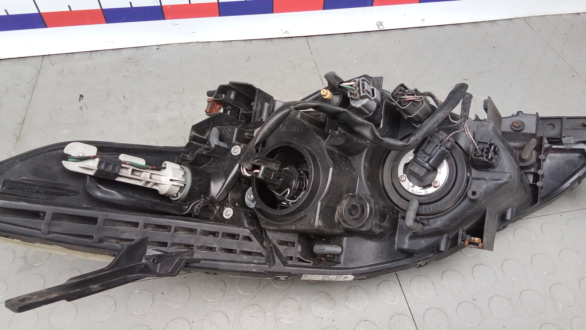 Фара правая