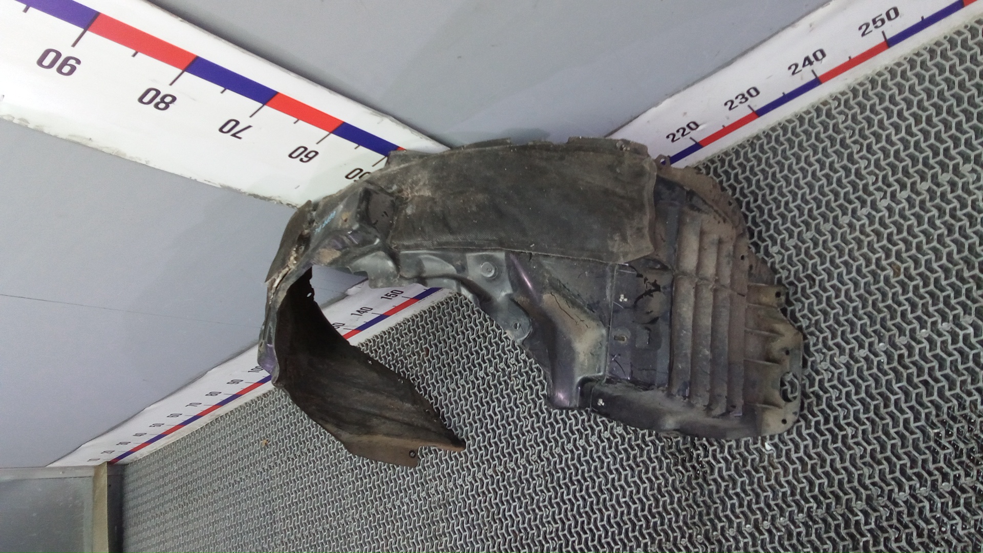 Локер передний левый