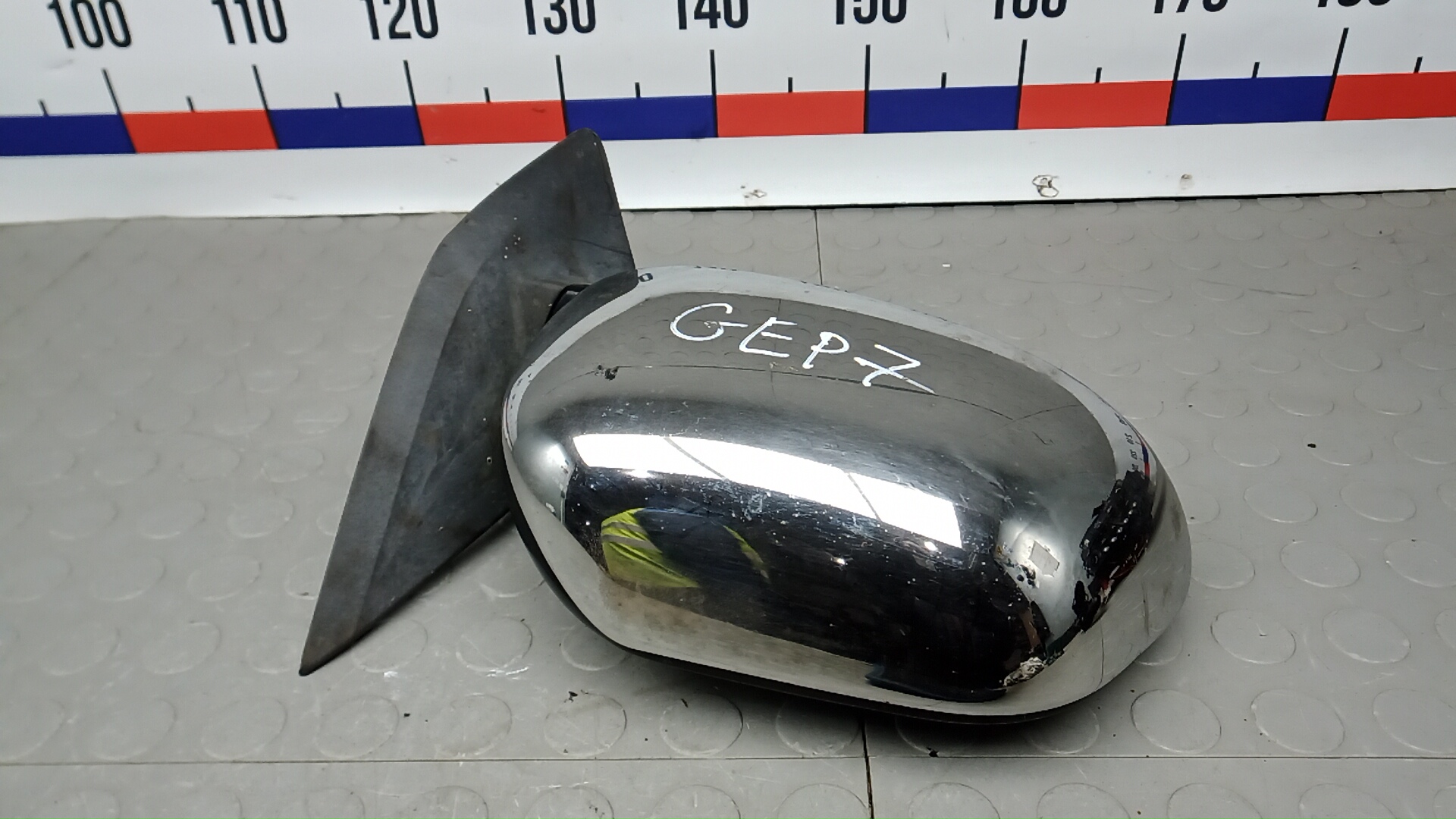 Зеркало правое электрическое