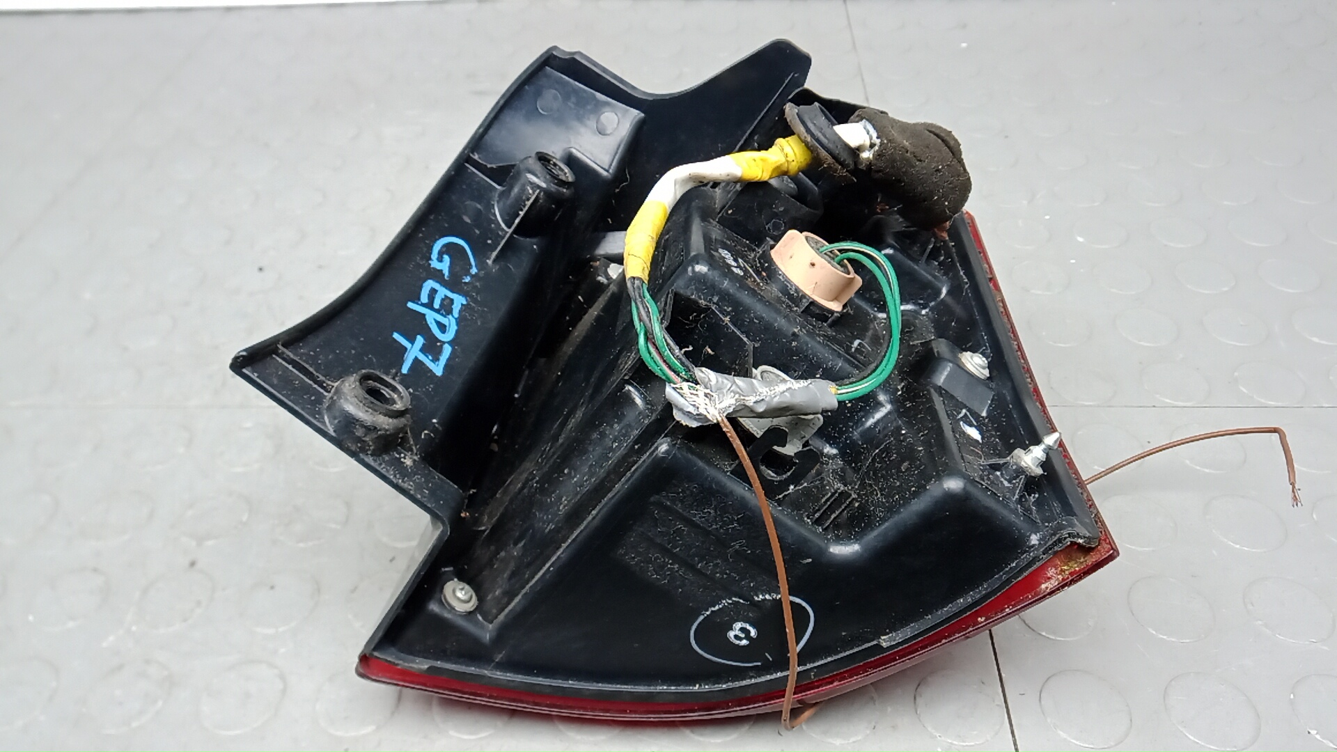 Фонарь задний левый