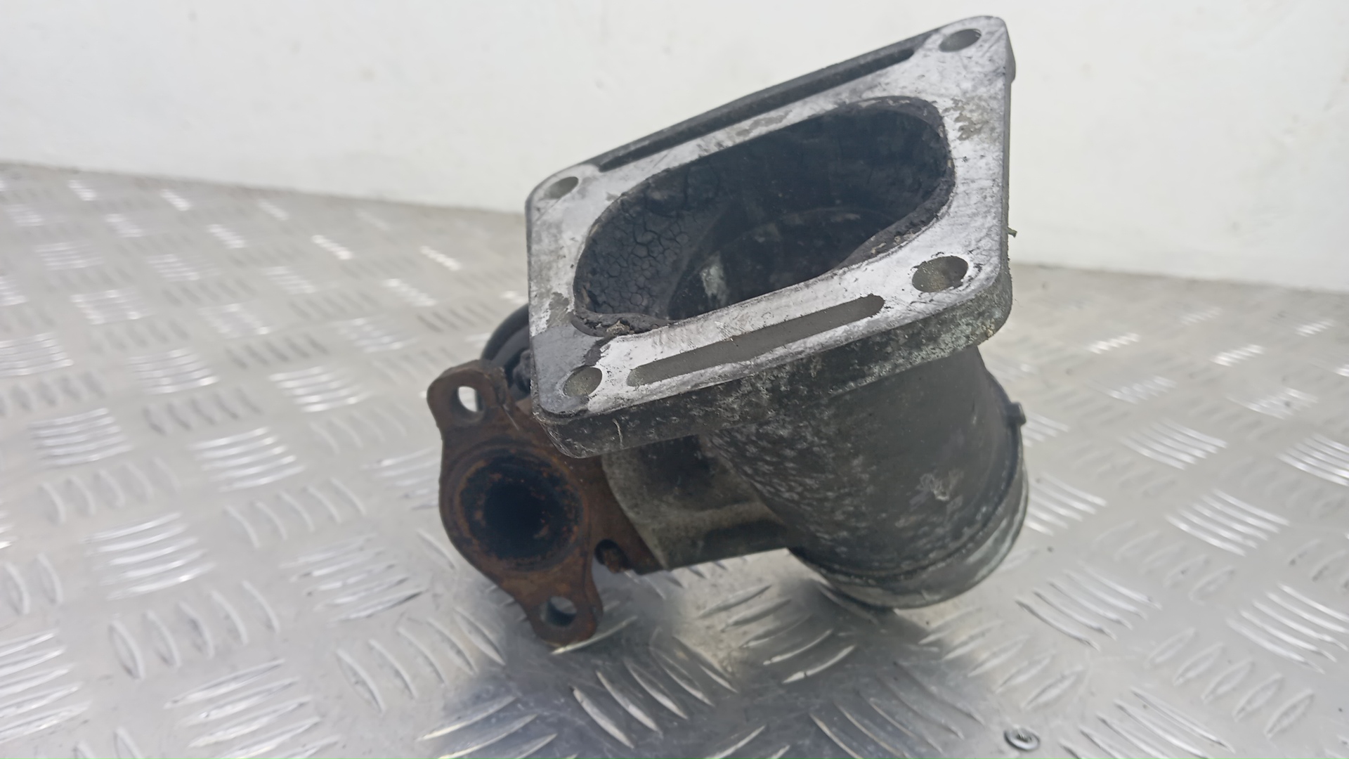 Клапан рециркуляции выхлопных газов (EGR)