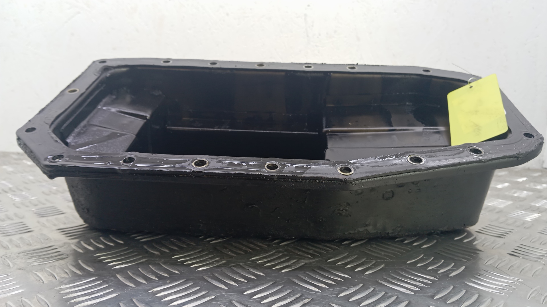 Поддон масляный двигателя (картер)