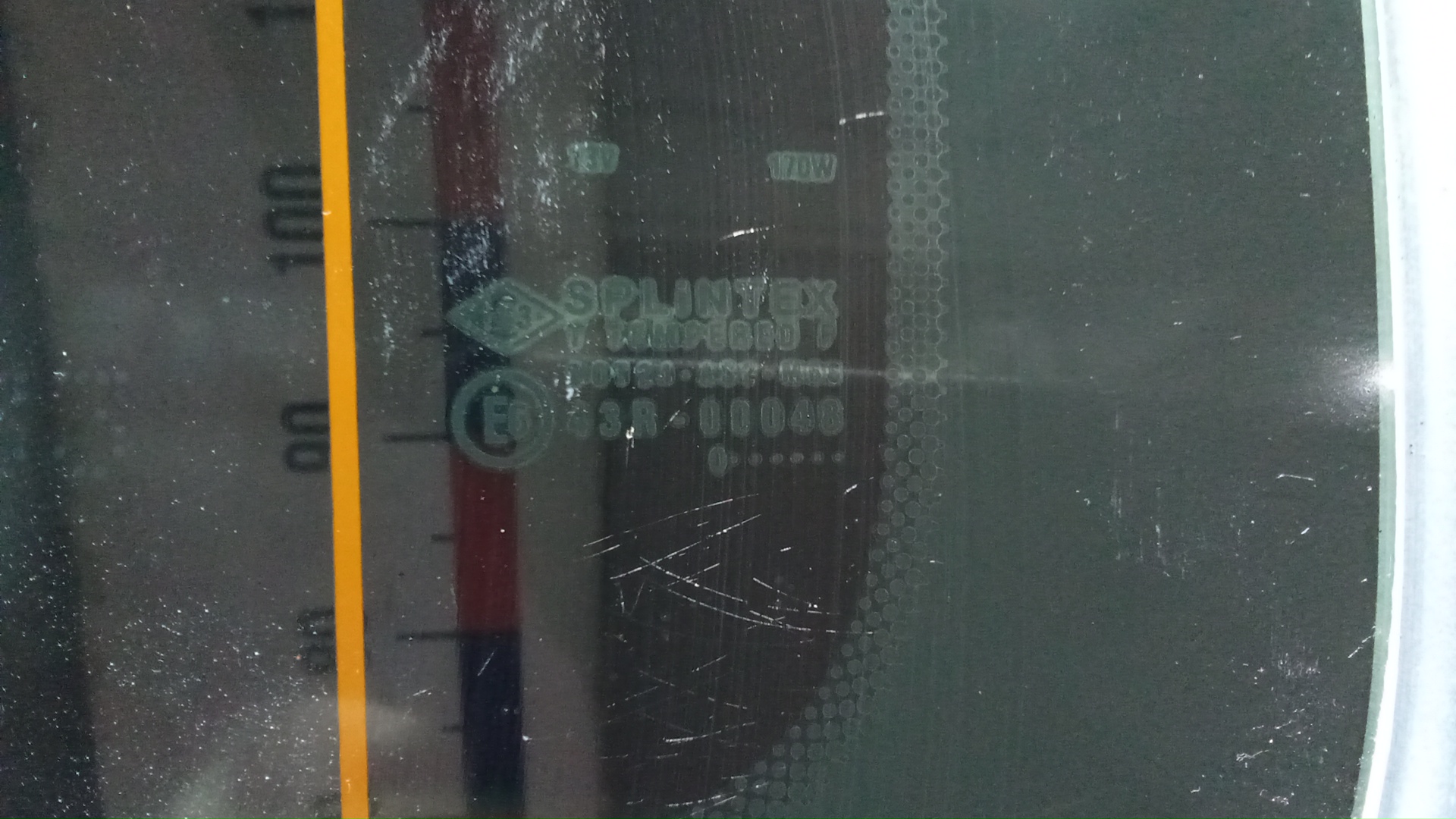 Дверь багажника правая