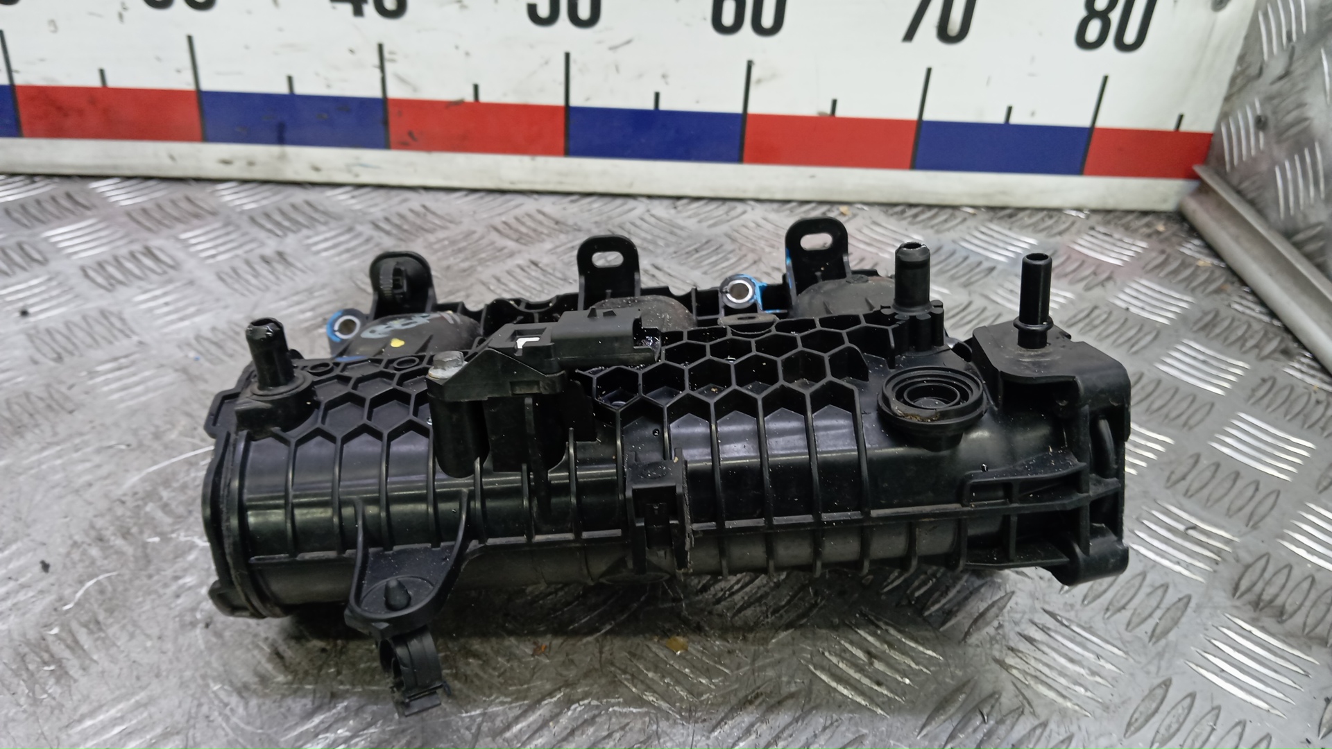 Коллектор впускной