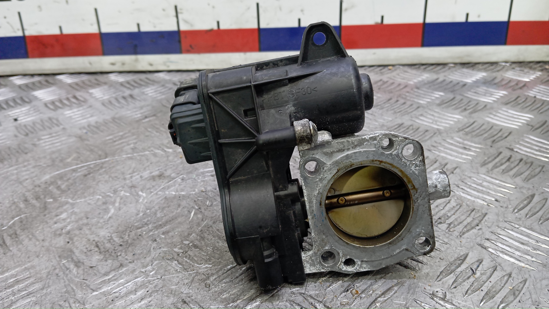 Заслонка дроссельная электрическая