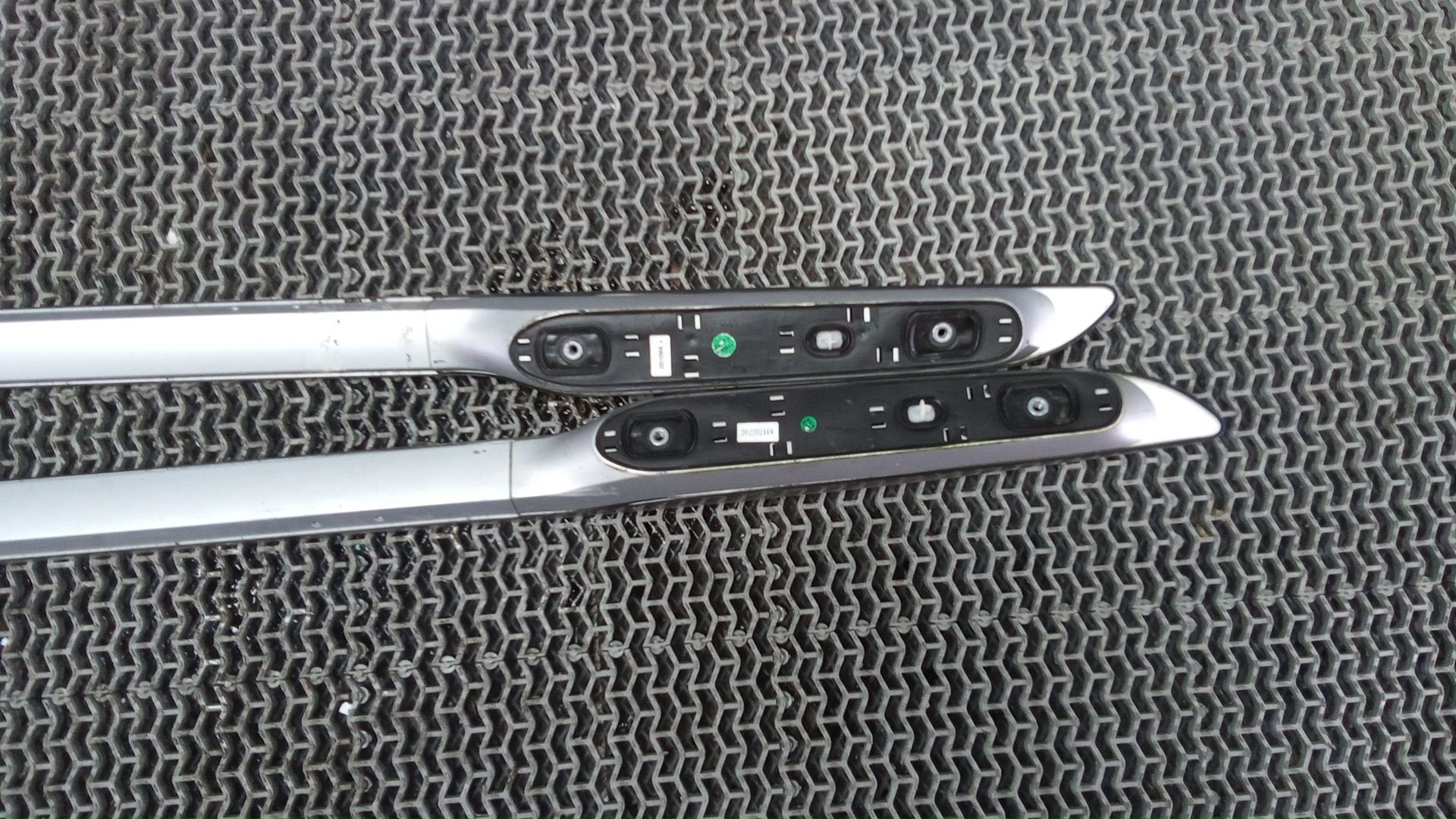 Рейлинги (релинг) к-кт (планки на крышу)