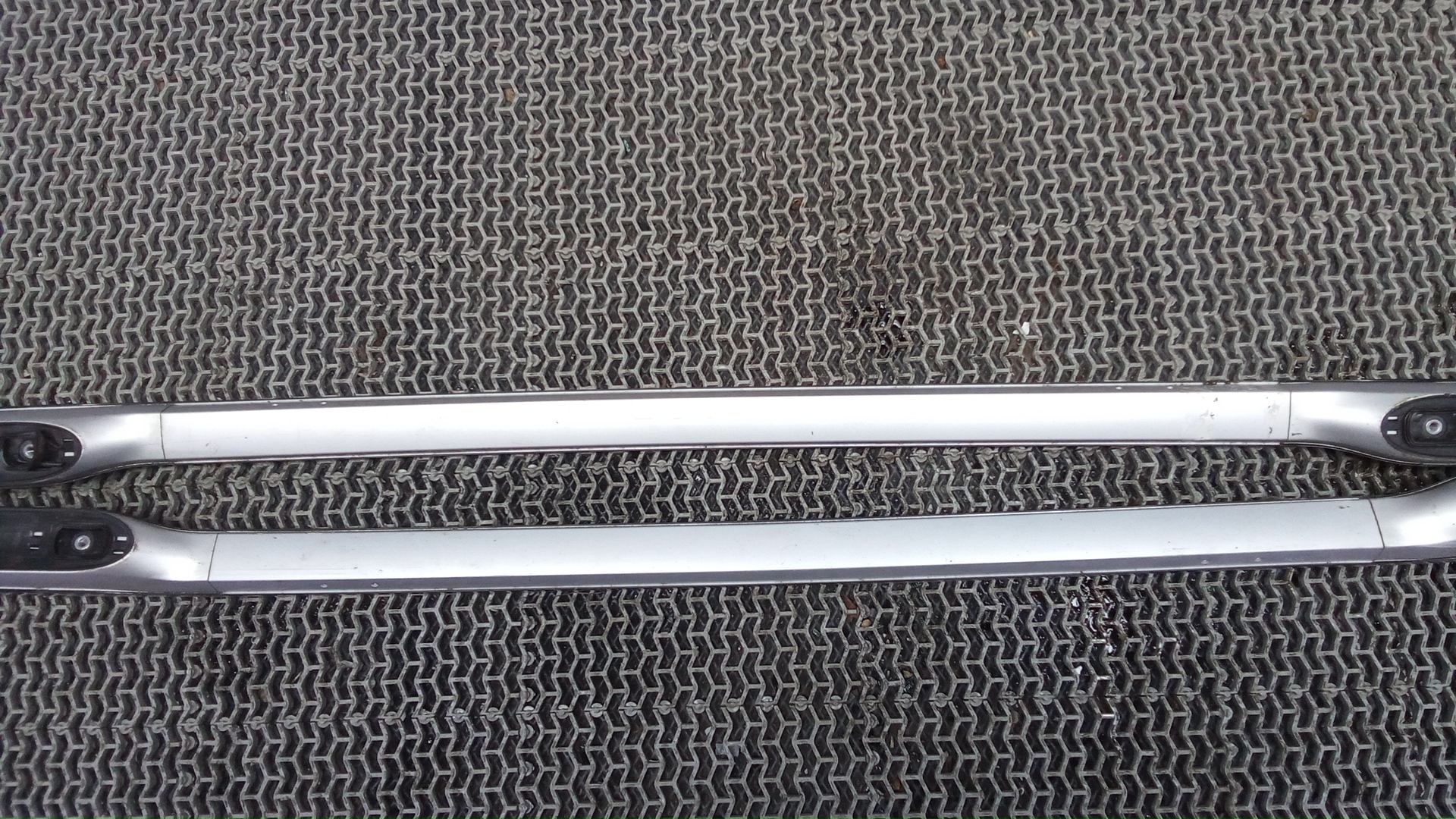 Рейлинги (релинг) к-кт (планки на крышу)