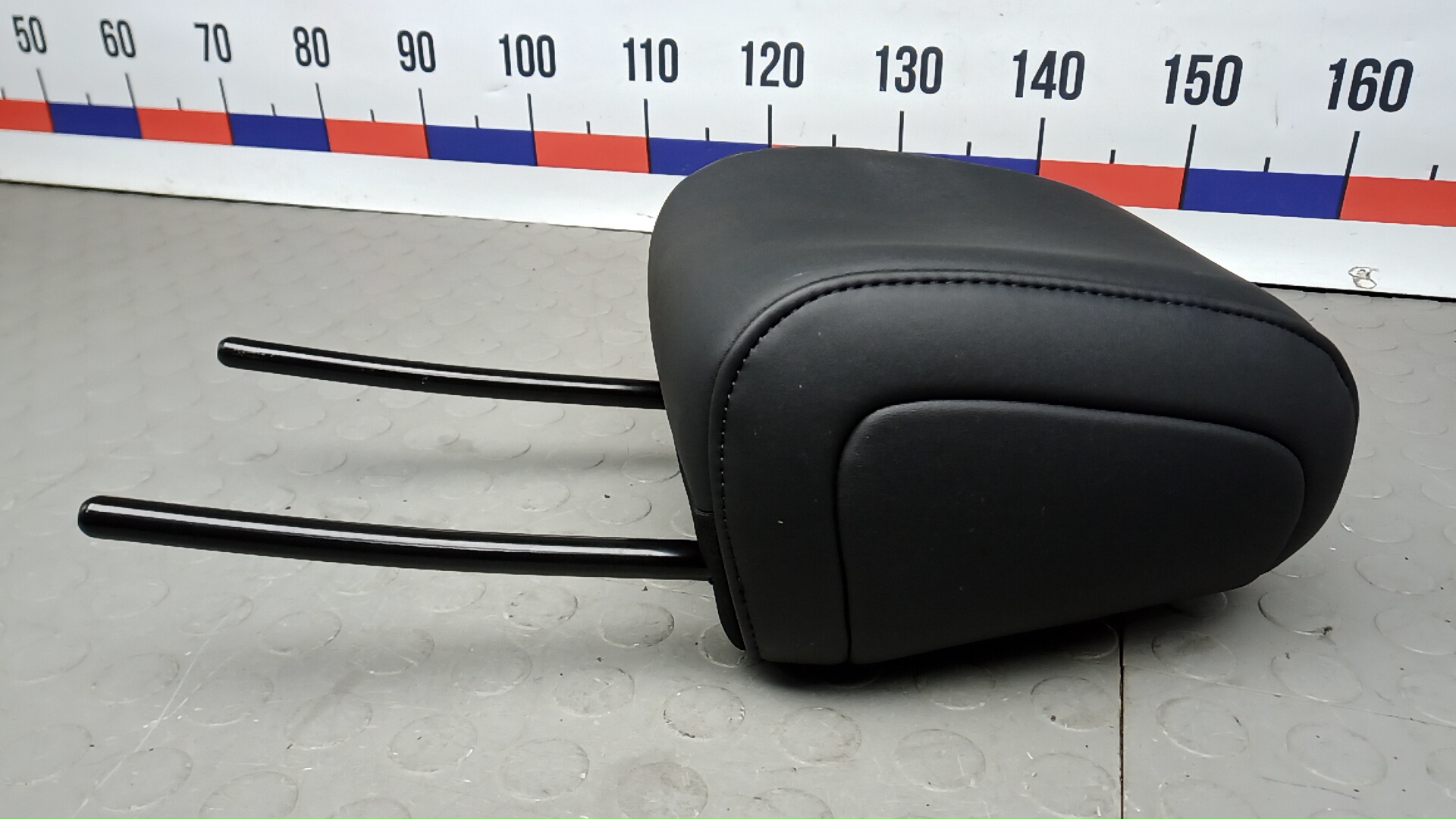 Подголовник сиденья