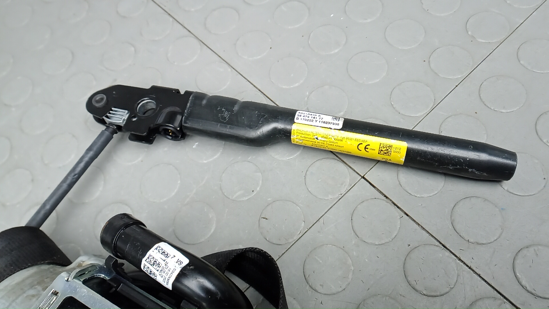 Ремень безопасности с пиропатроном