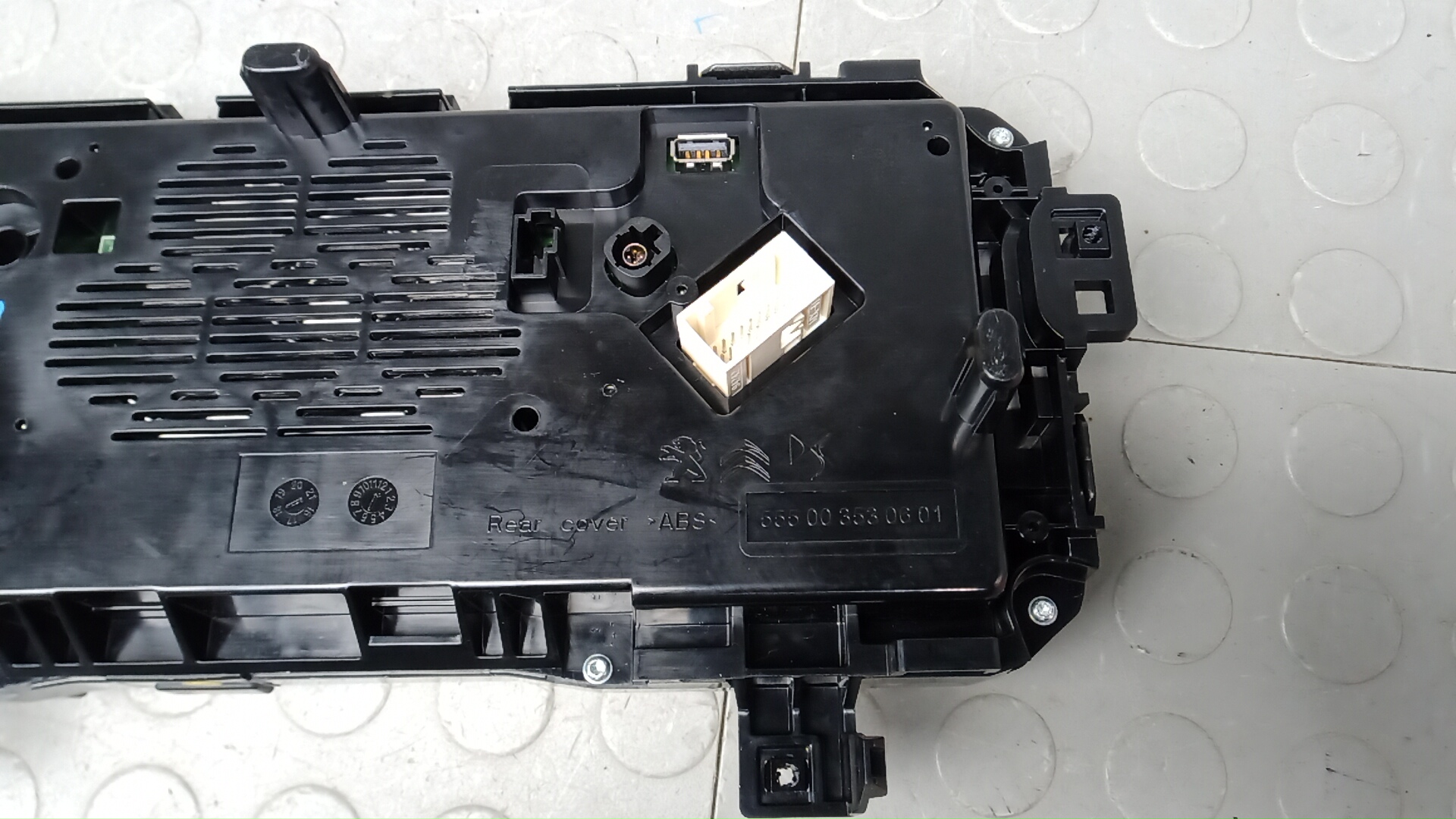 Панель приборов