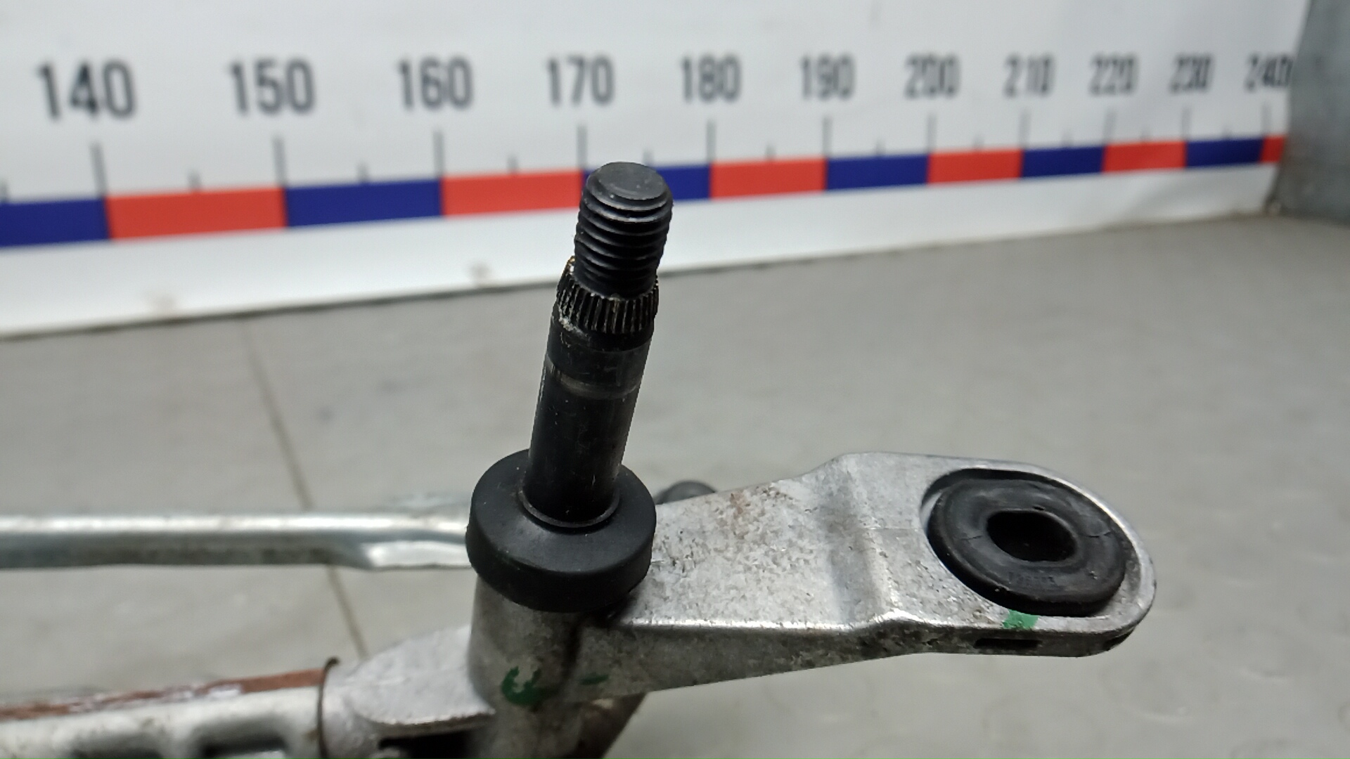 Трапеция стеклоочистителей