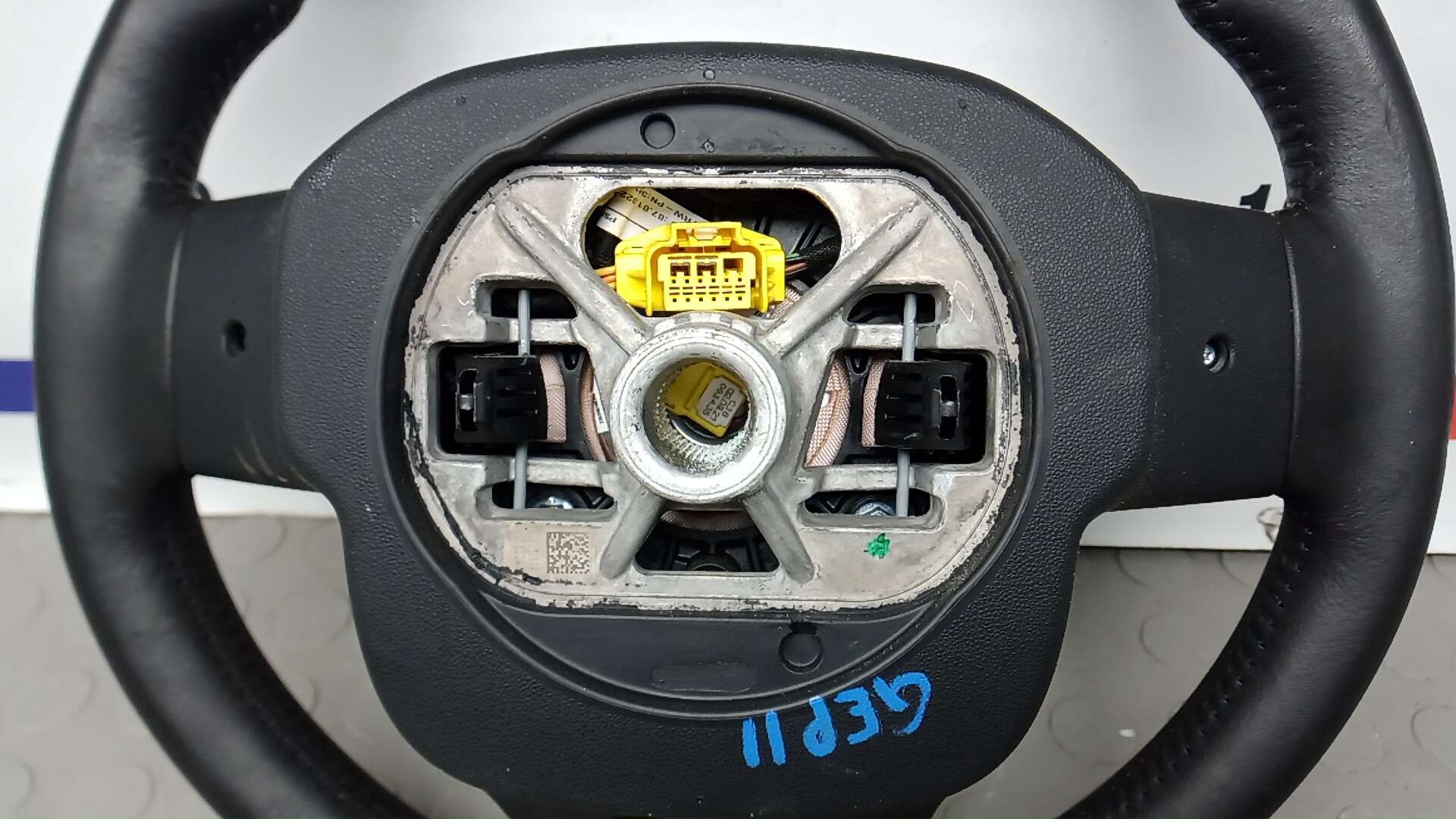 Рулевое колесо (руль)